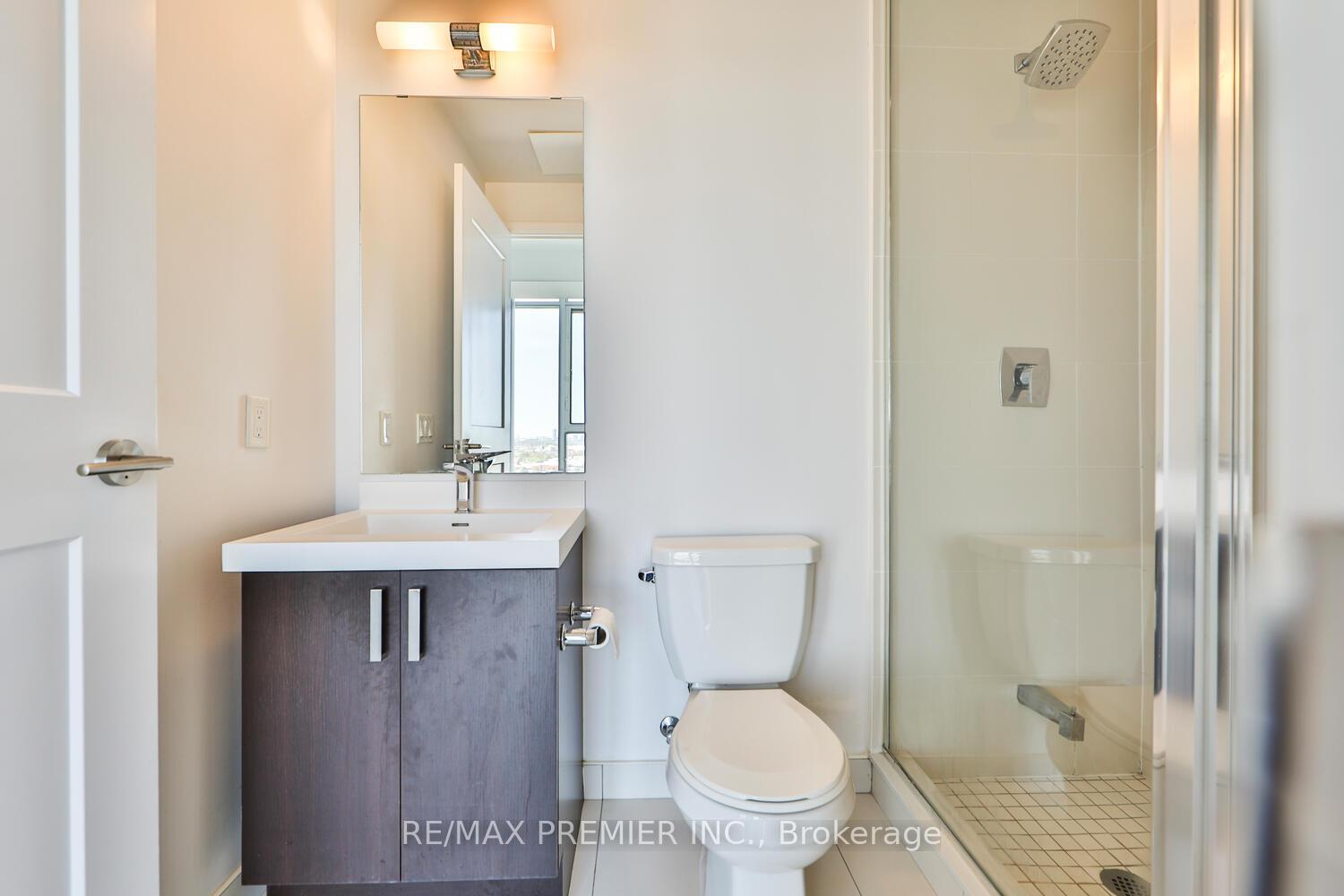 Photo 8 of Unit 1504, 7895 Jane Street, Vaughan, Concord — HOMEH