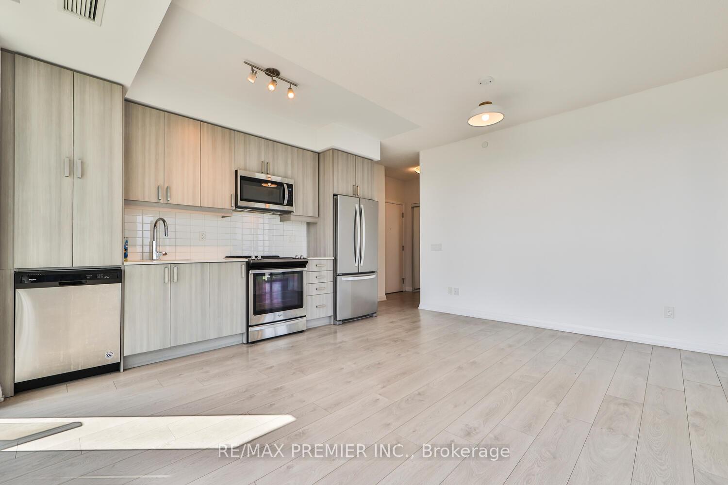 Photo 16 of Unit 1504, 7895 Jane Street, Vaughan, Concord — HOMEH