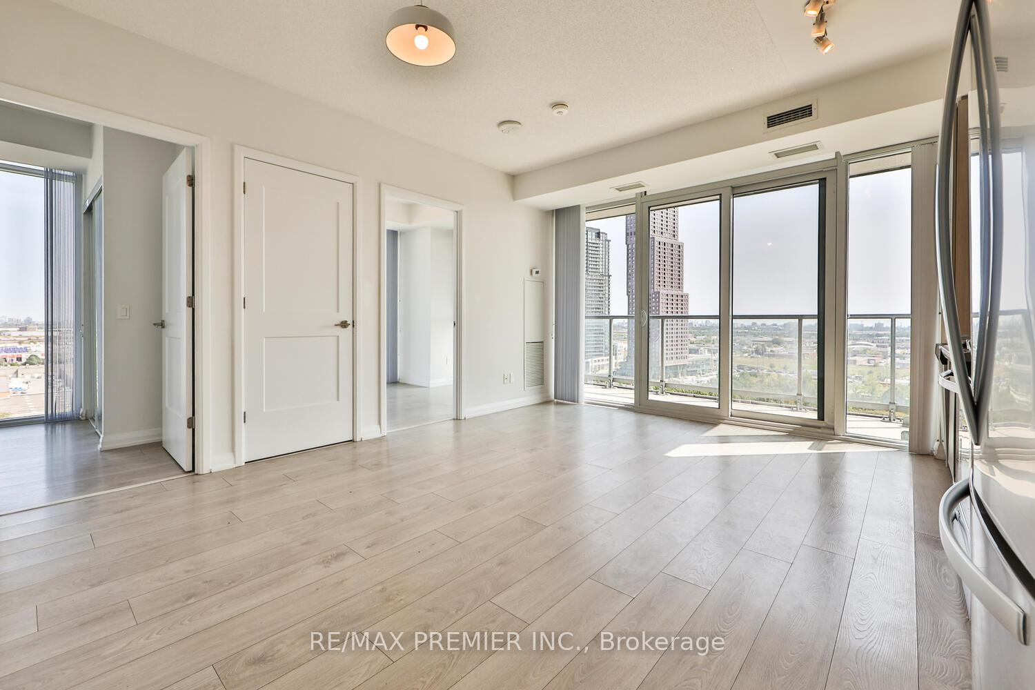 Photo 19 of Unit 1504, 7895 Jane Street, Vaughan, Concord — HOMEH