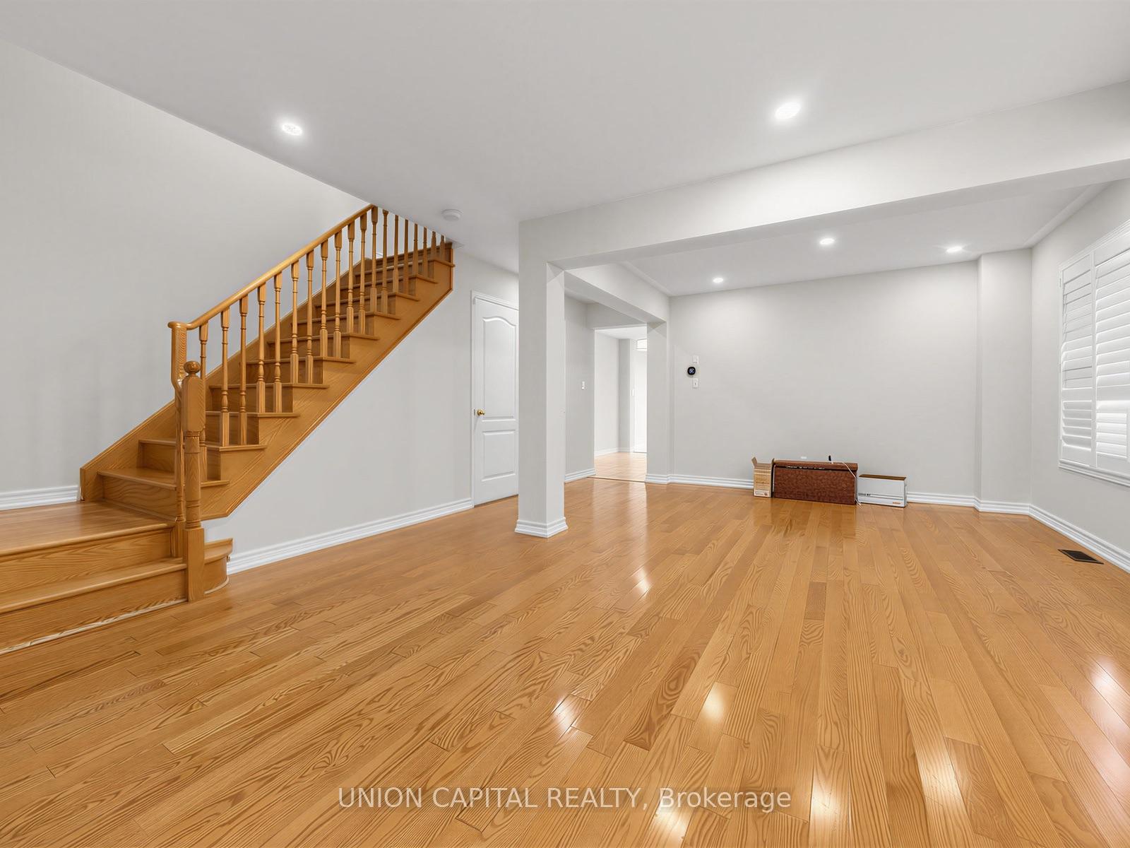 Photo 2 of 3186 Cabano Crescent, Mississauga, Churchill Meadows — HOMEH