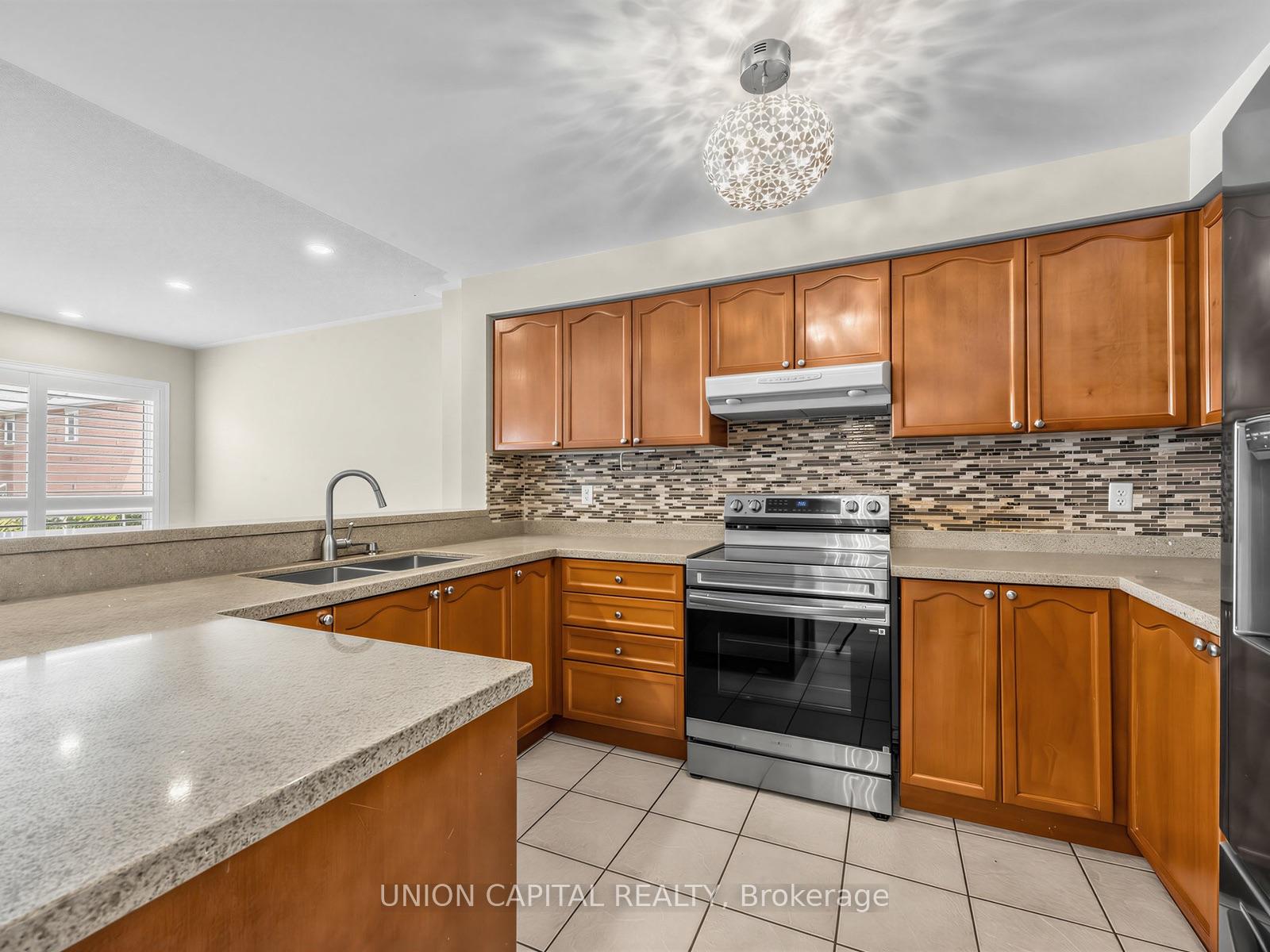 Photo 6 of 3186 Cabano Crescent, Mississauga, Churchill Meadows — HOMEH