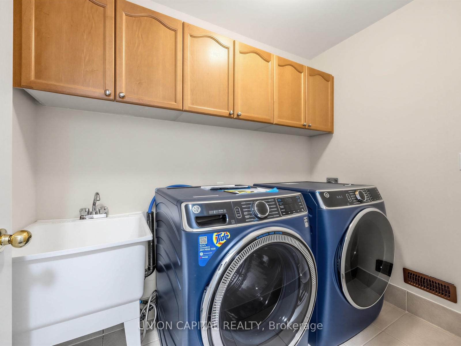 Photo 17 of 3186 Cabano Crescent, Mississauga, Churchill Meadows — HOMEH