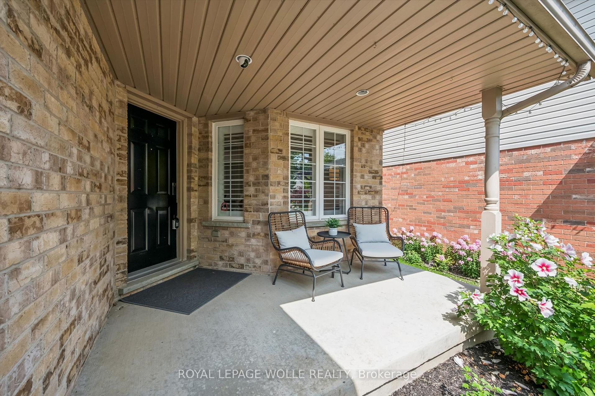 Photo 2 of 109 Rush Meadow Street, Kitchener, Brigadoon — HOMEH
