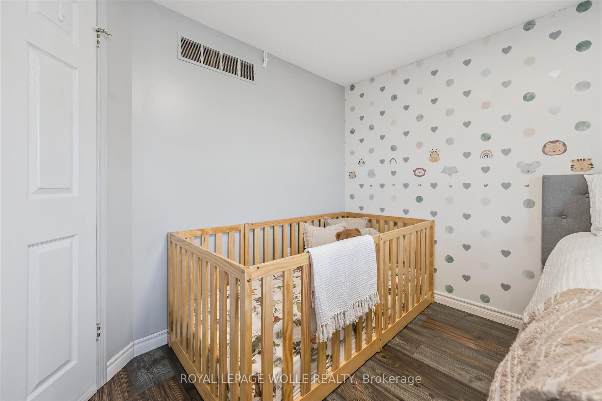 Photo 21 of 109 Rush Meadow Street, Kitchener, Brigadoon — HOMEH