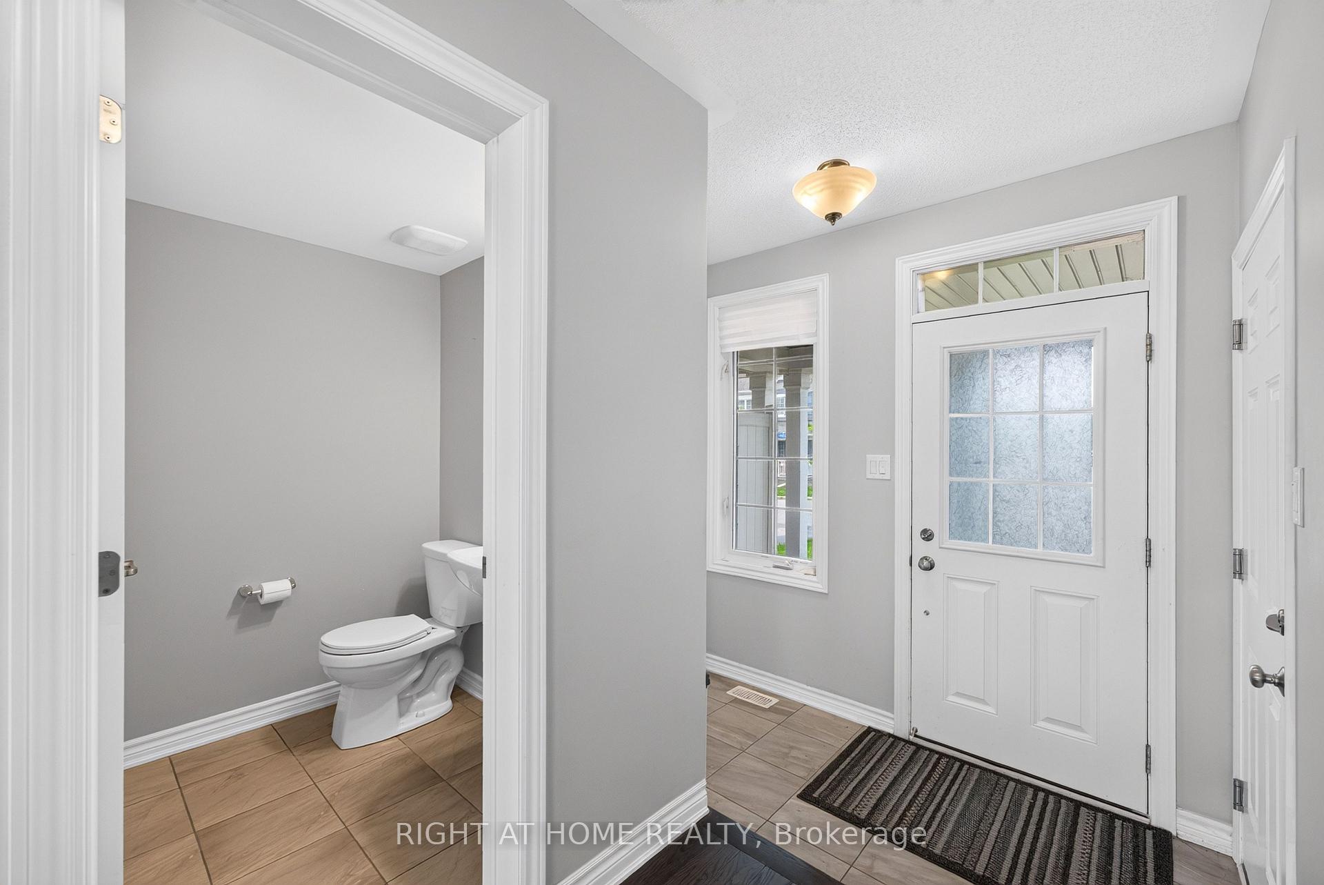 Photo 6 of 116 Conifer Creek Circle, Ottawa, Kanata - Emerald Meadows/Trailwest — HOMEH