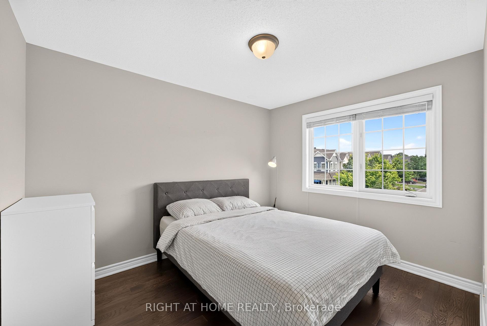 Photo 24 of 116 Conifer Creek Circle, Ottawa, Kanata - Emerald Meadows/Trailwest — HOMEH