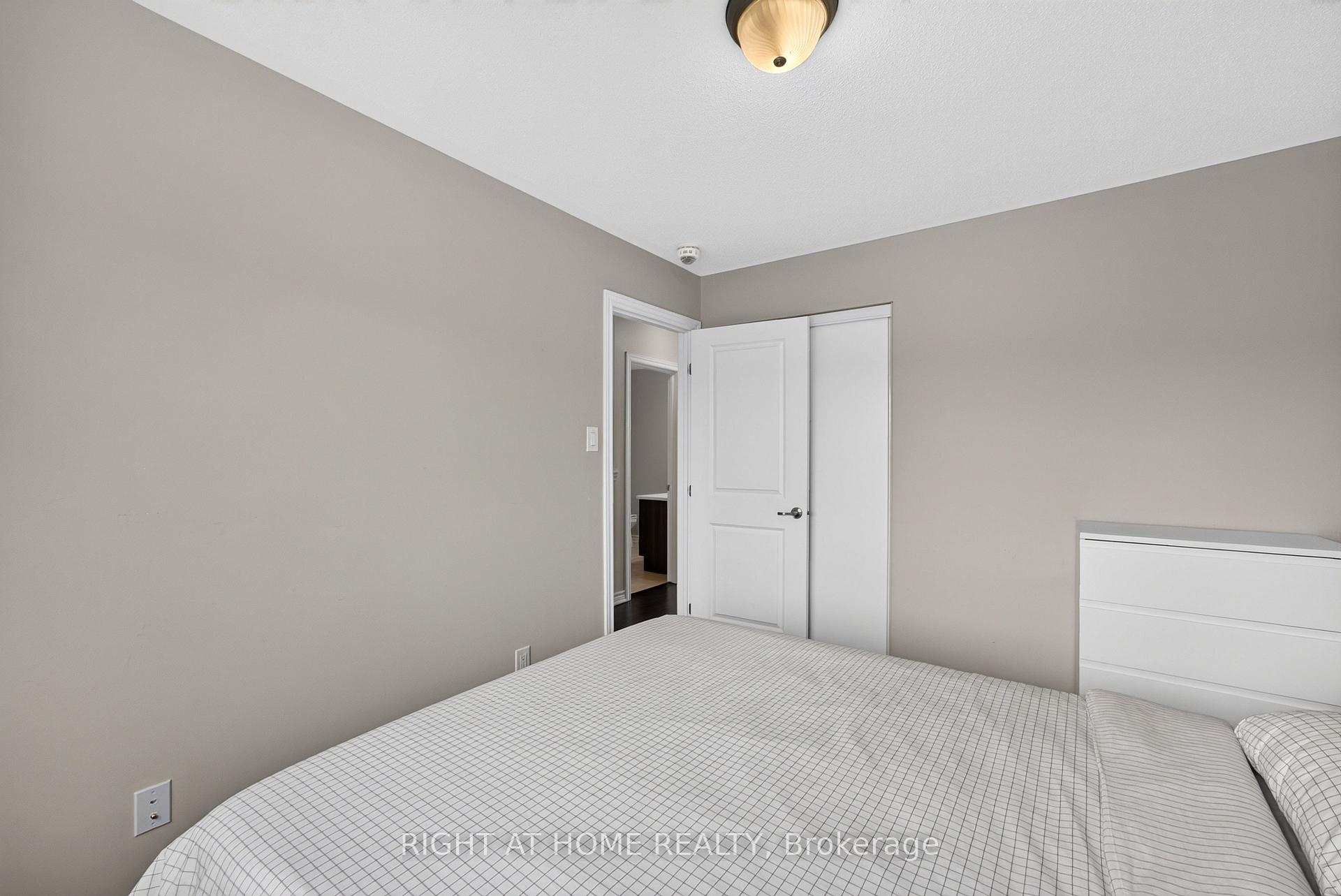 Photo 25 of 116 Conifer Creek Circle, Ottawa, Kanata - Emerald Meadows/Trailwest — HOMEH