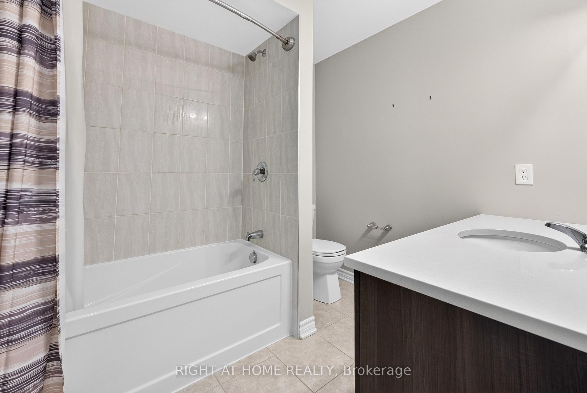 Photo 28 of 116 Conifer Creek Circle, Ottawa, Kanata - Emerald Meadows/Trailwest — HOMEH