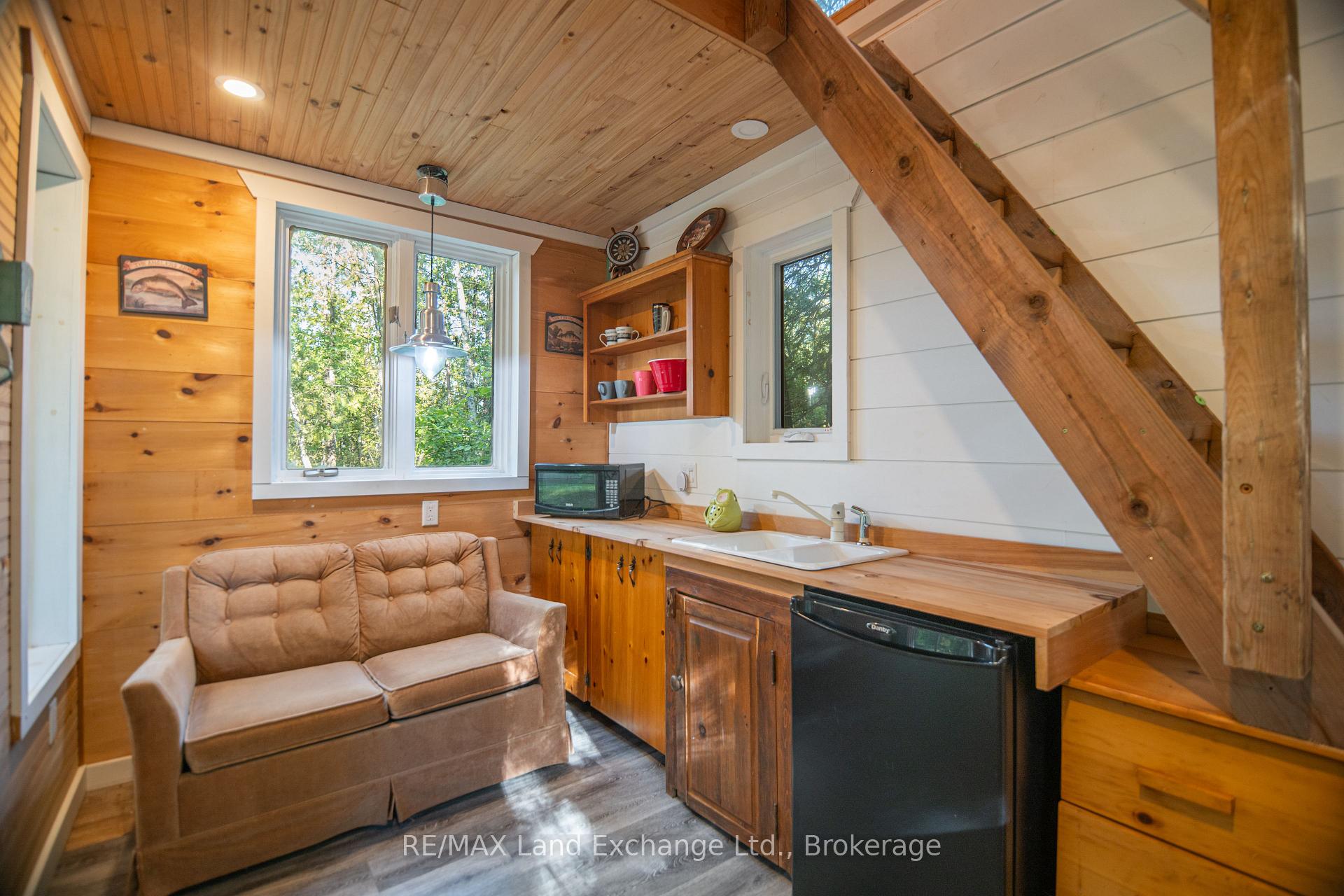 Photo 11 of 18 Hicks Lane N, Kincardine — HOMEH