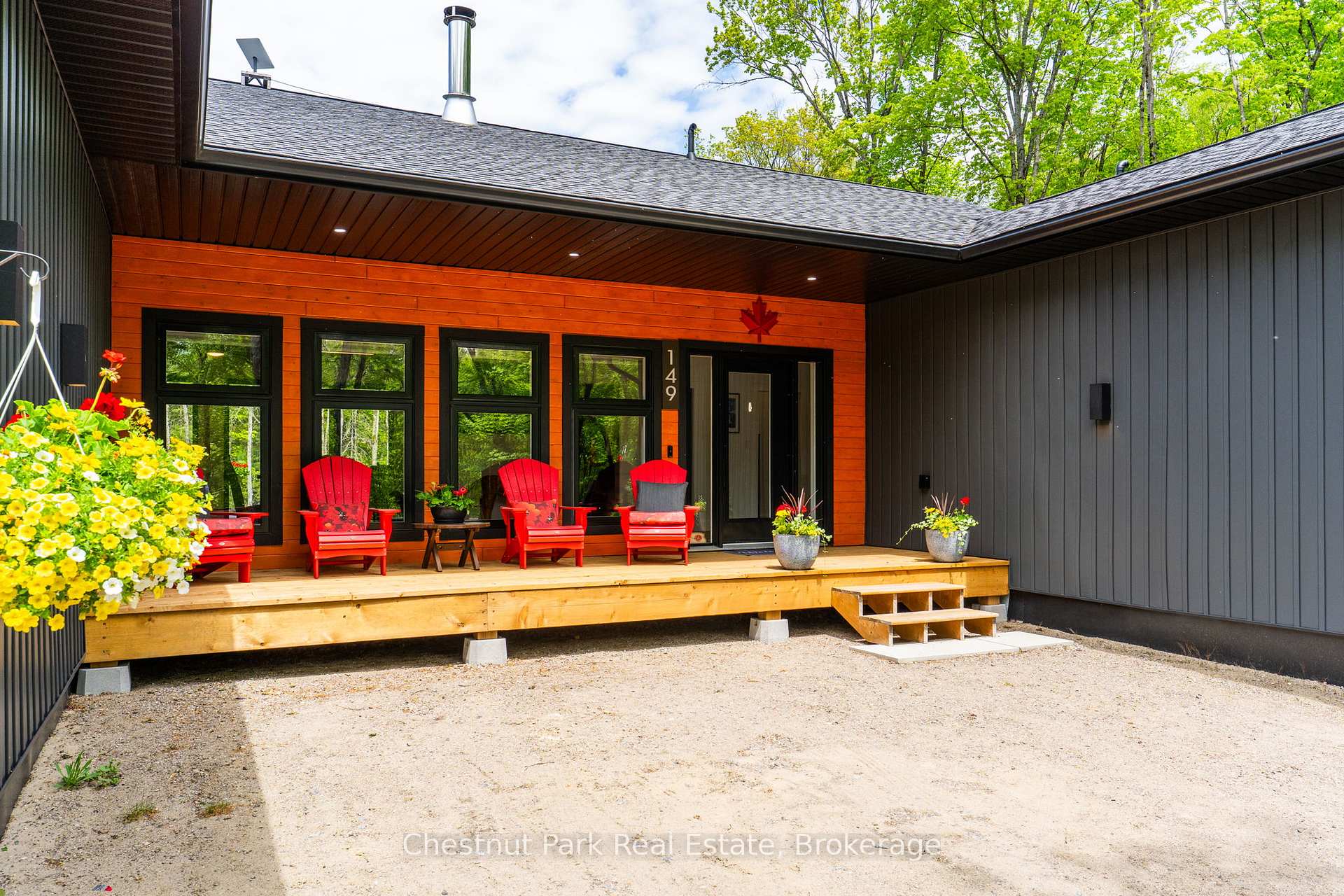 Photo 8 of 149 Lynx Drive, Kearney — HOMEH