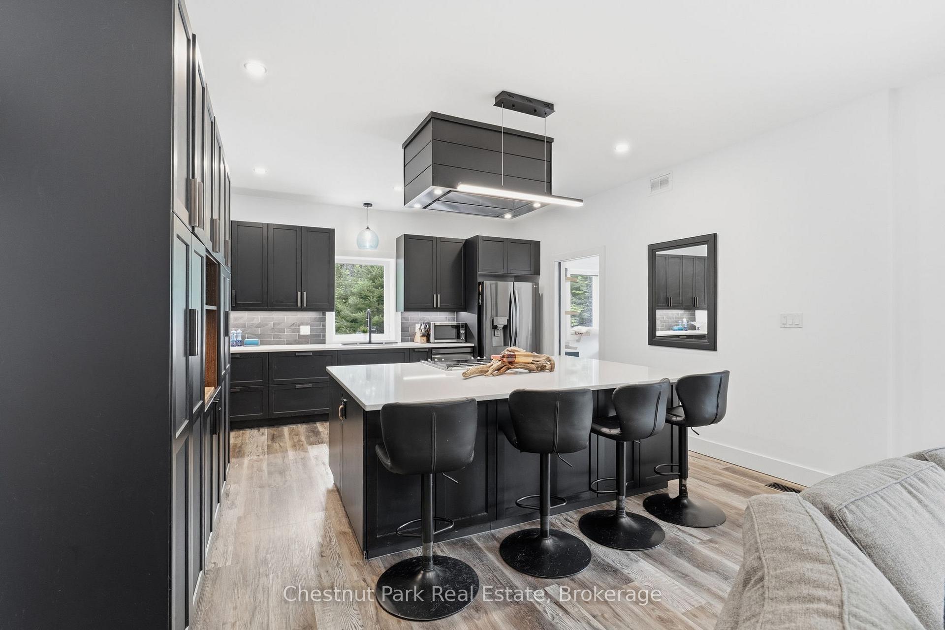 Photo 20 of 149 Lynx Drive, Kearney — HOMEH