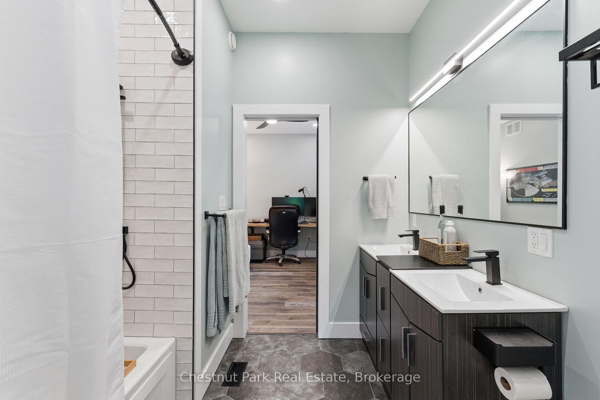 Photo 30 of 149 Lynx Drive, Kearney — HOMEH