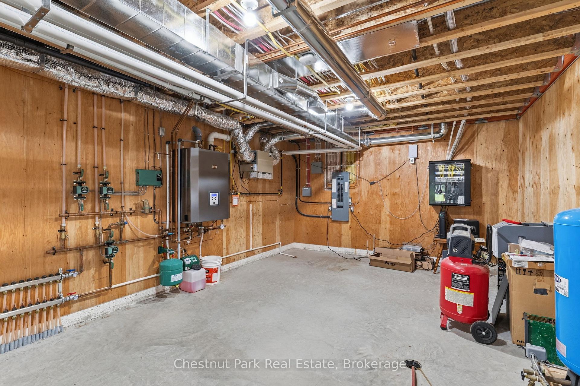 Photo 48 of 149 Lynx Drive, Kearney — HOMEH