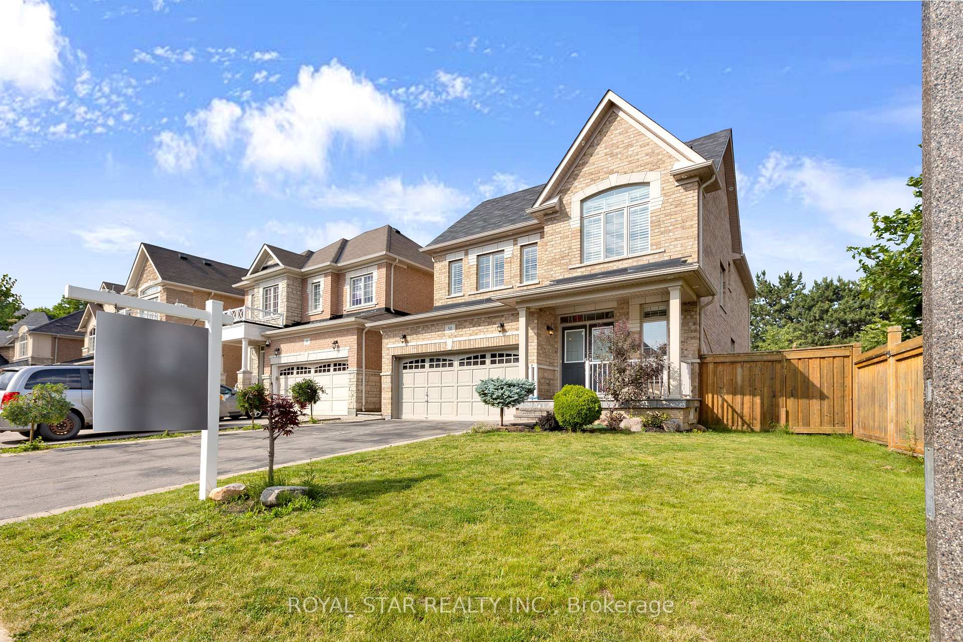 Photo 2 of 50 Brookwater Crescent, Caledon, Rural Caledon — HOMEH