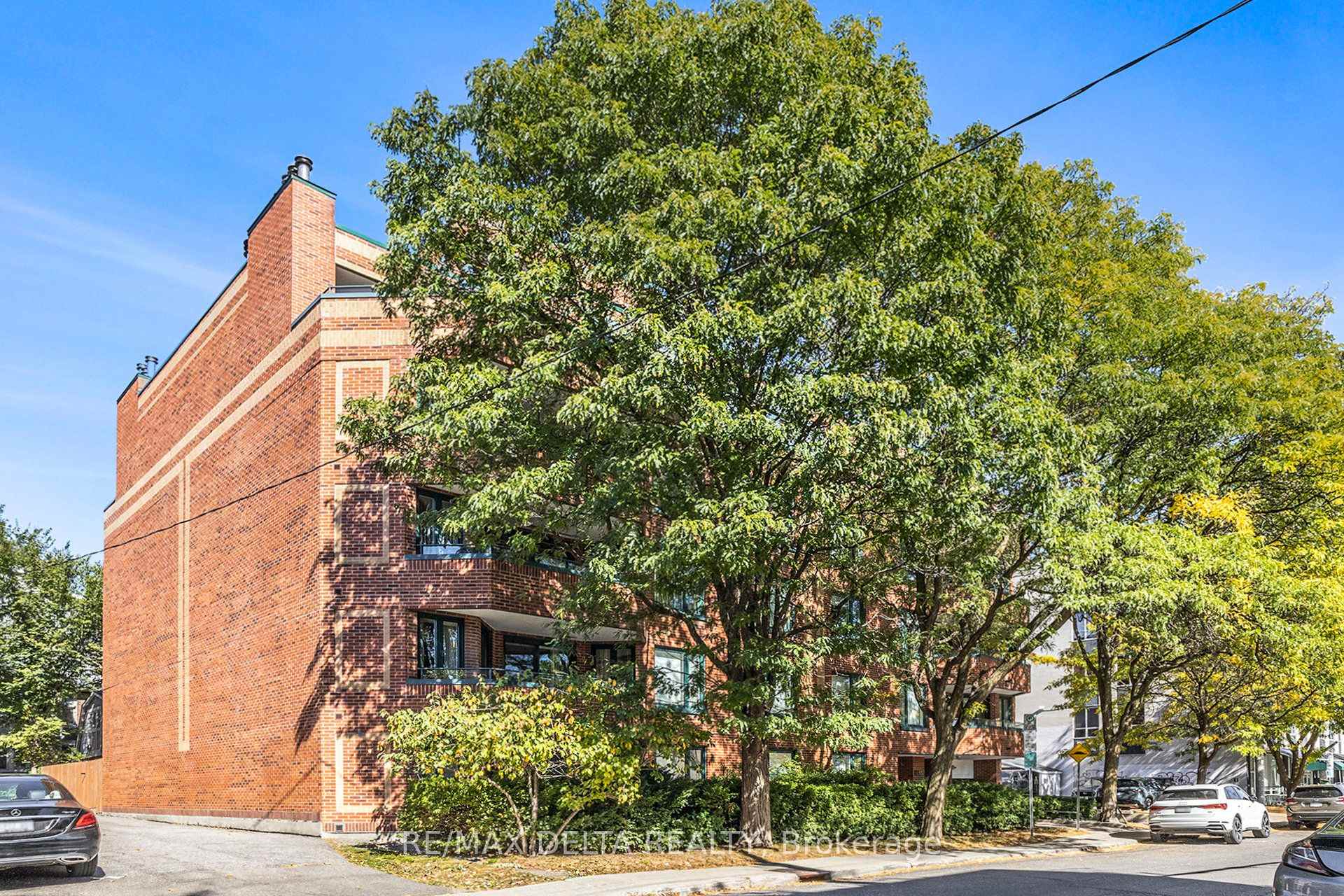 Photo 2 of Unit 304, 295 Gilmour Street, Ottawa, Ottawa Centre — HOMEH
