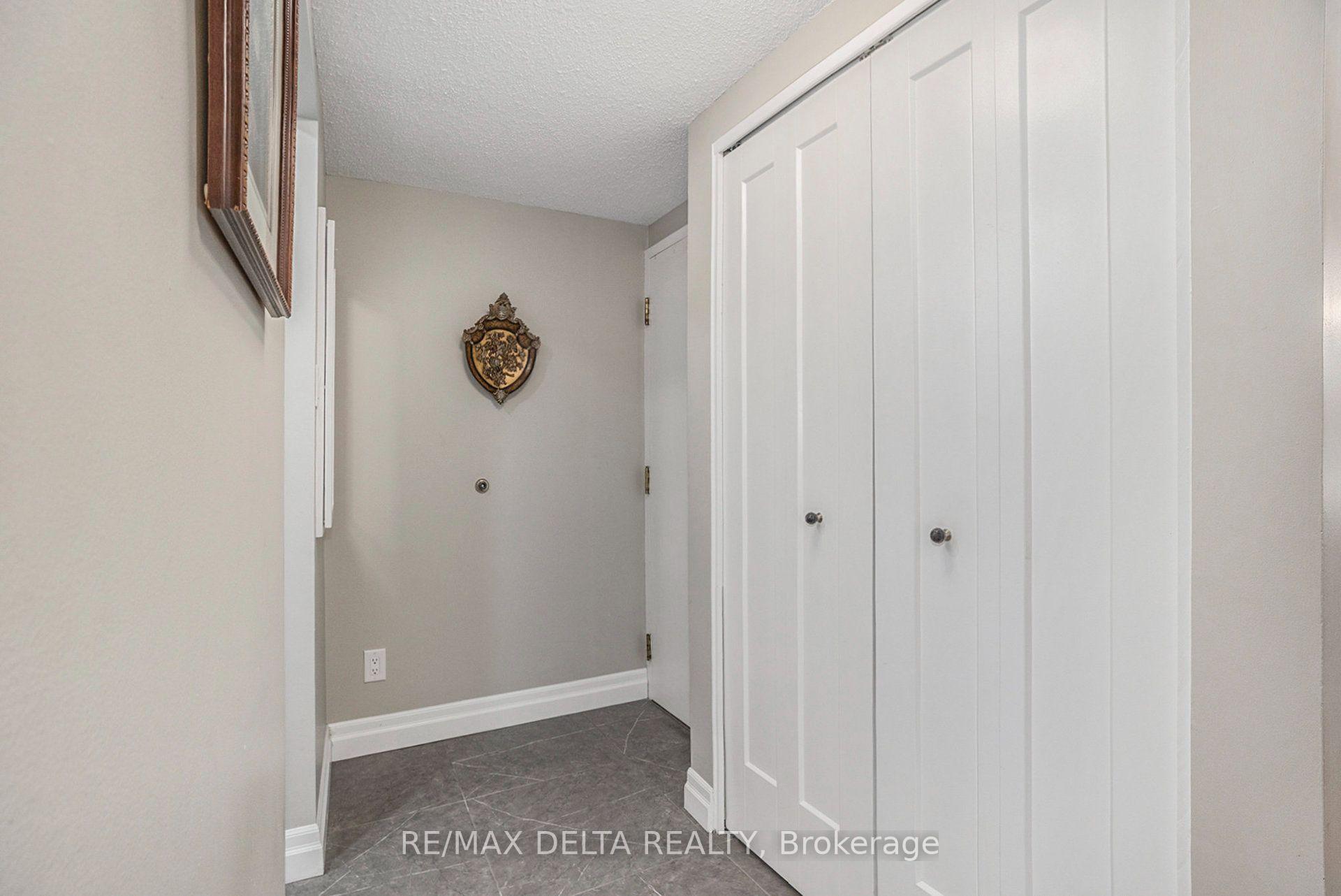 Photo 6 of Unit 304, 295 Gilmour Street, Ottawa, Ottawa Centre — HOMEH