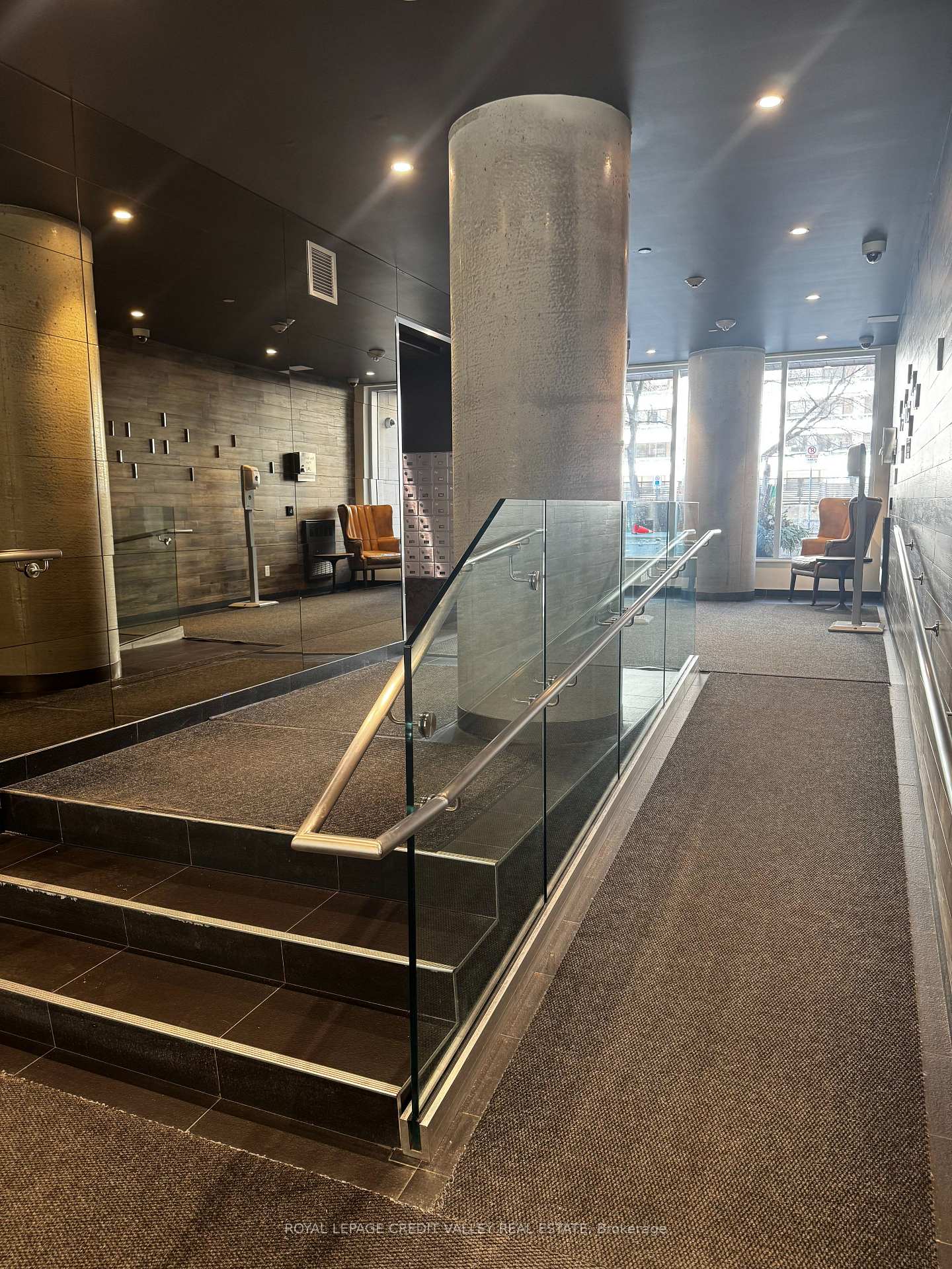 Photo 3 of Unit 439, 1830 Bloor Street W, Toronto, High Park North — HOMEH