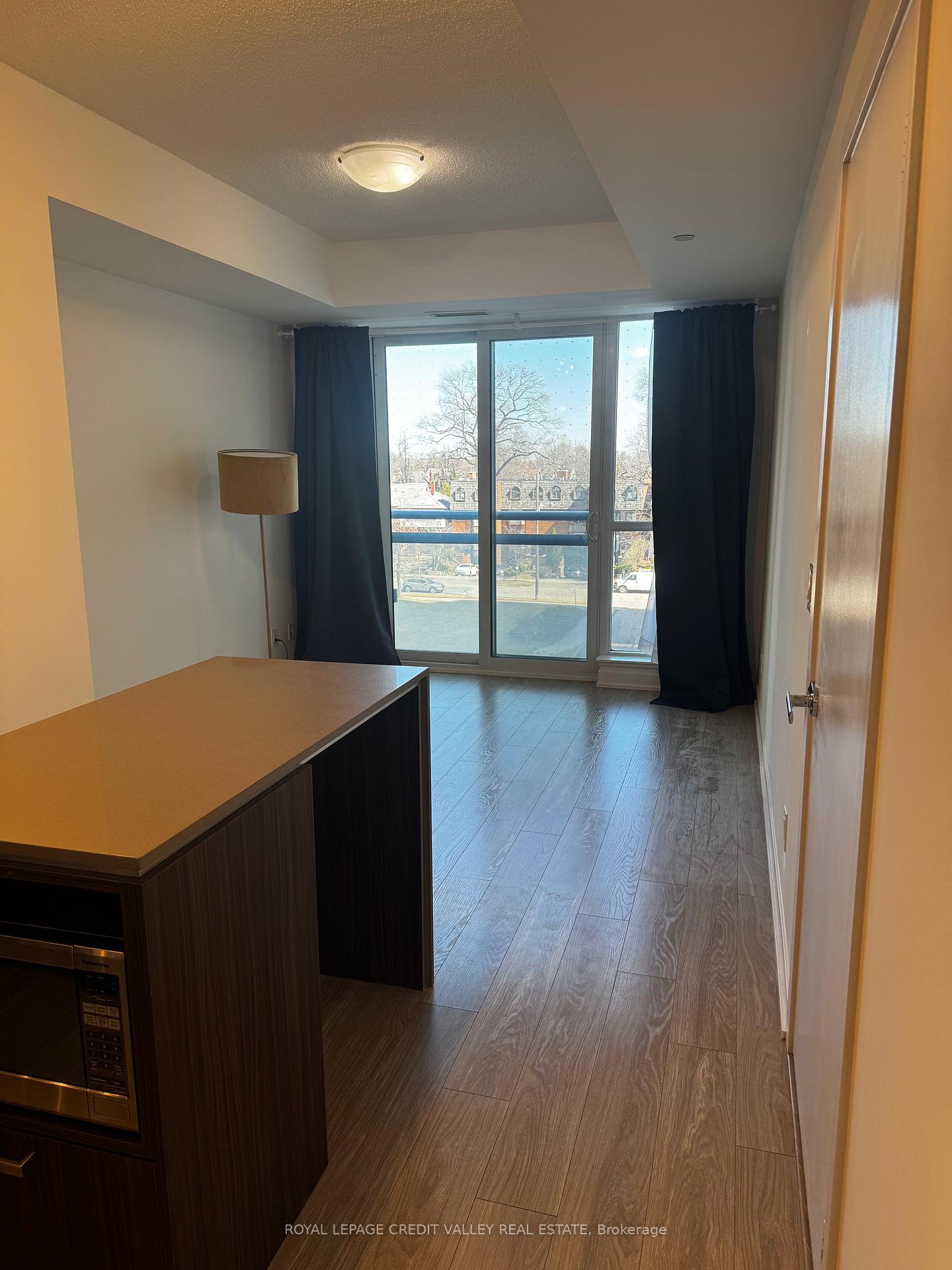 Photo 6 of Unit 439, 1830 Bloor Street W, Toronto, High Park North — HOMEH