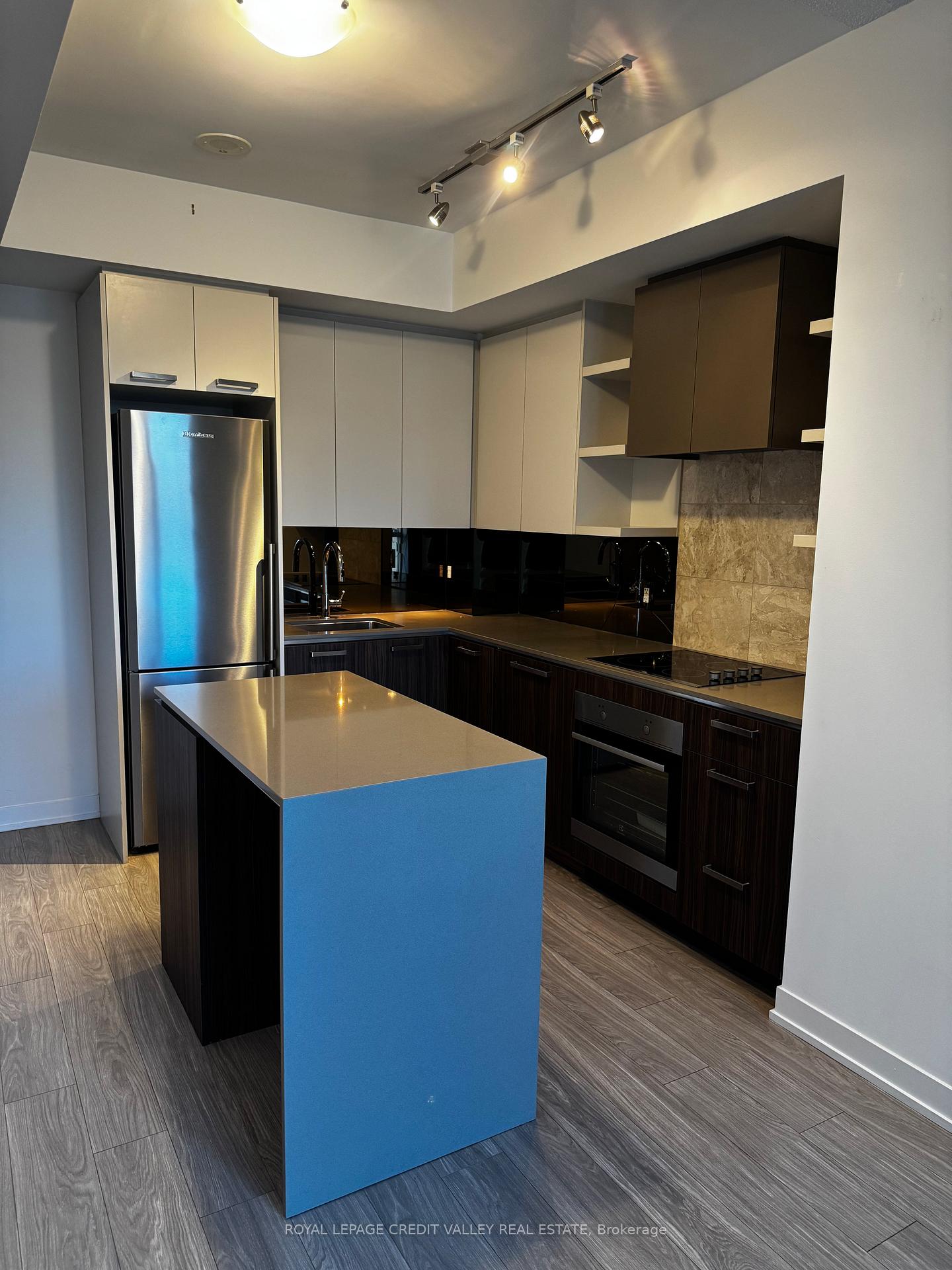 Photo 8 of Unit 439, 1830 Bloor Street W, Toronto, High Park North — HOMEH