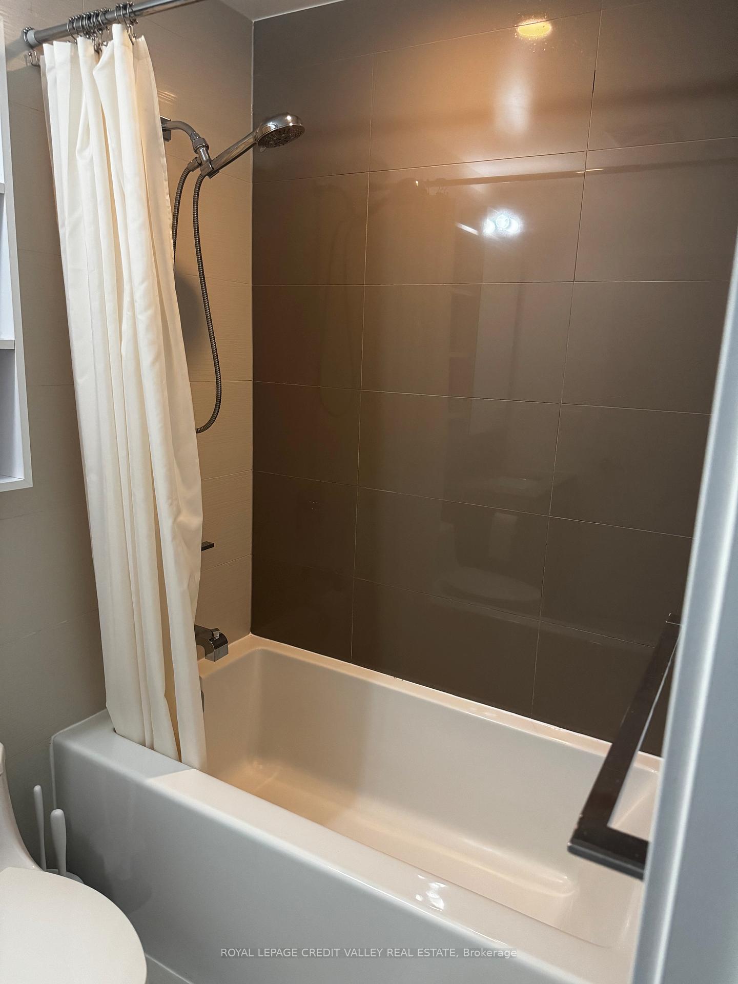 Photo 14 of Unit 439, 1830 Bloor Street W, Toronto, High Park North — HOMEH