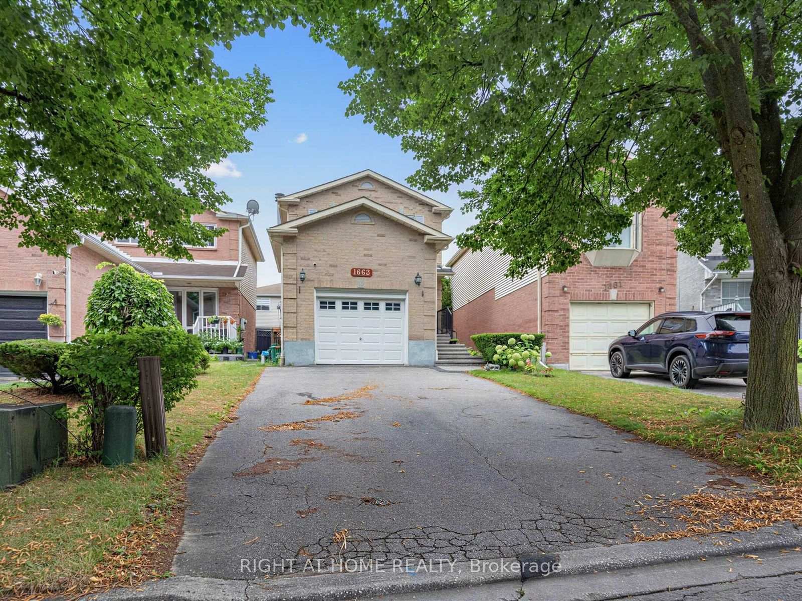 Photo 1 of 1663 Tawnberry Street, Pickering, Brock Ridge — HOMEH