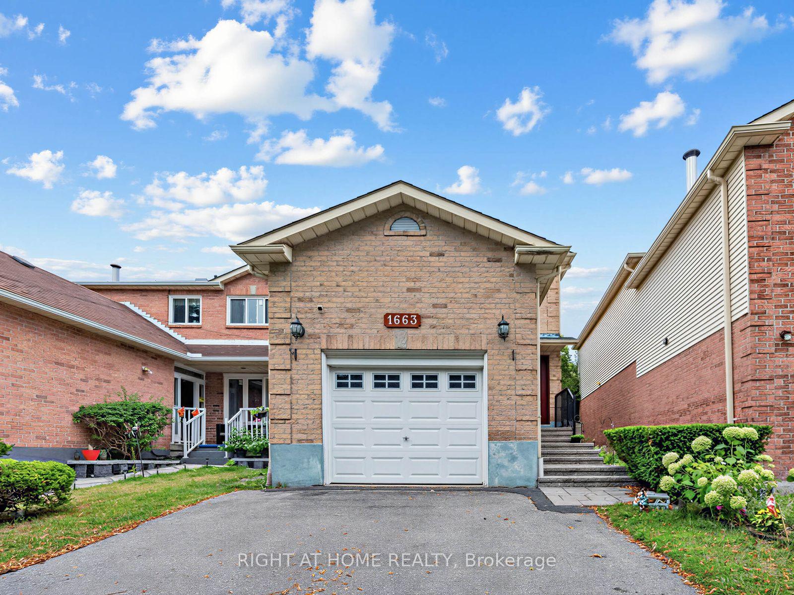 Photo 3 of 1663 Tawnberry Street, Pickering, Brock Ridge — HOMEH