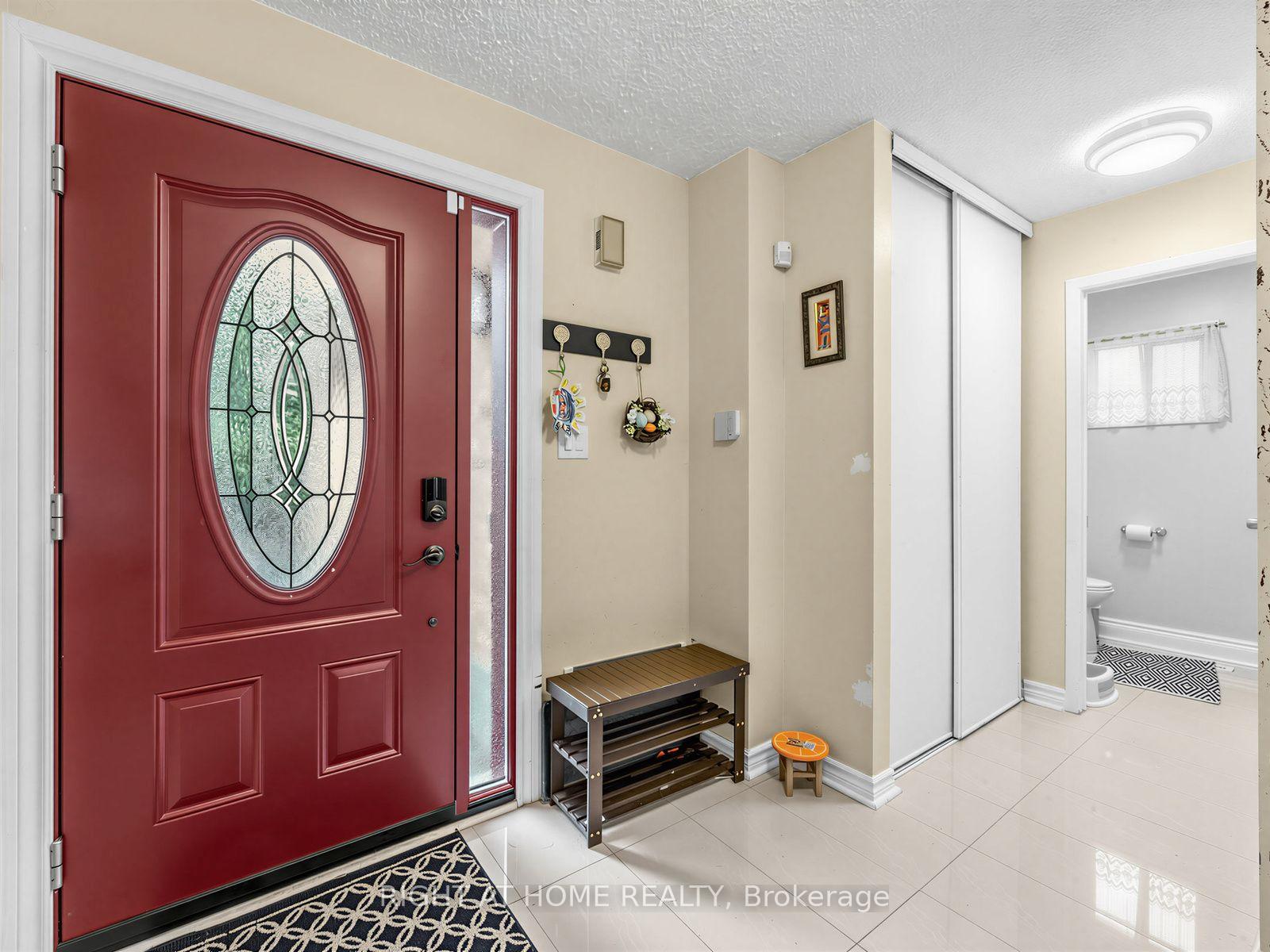 Photo 6 of 1663 Tawnberry Street, Pickering, Brock Ridge — HOMEH