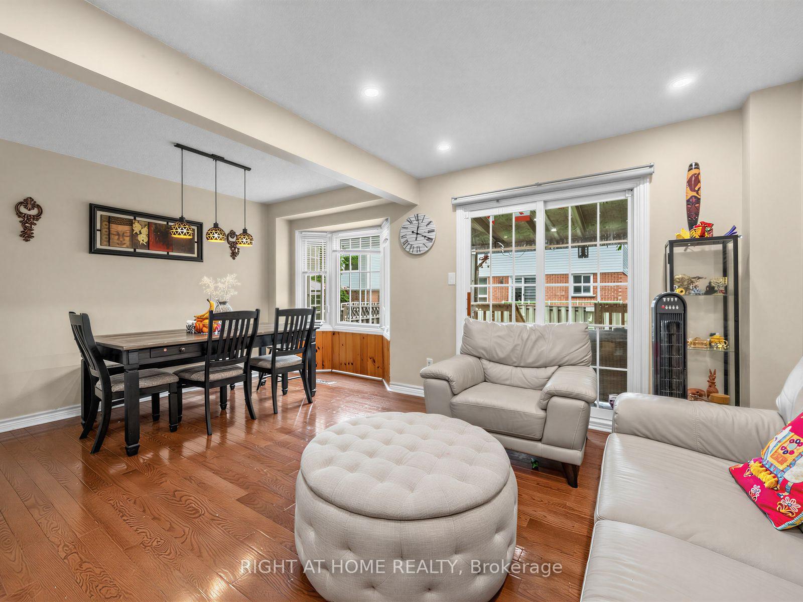 Photo 15 of 1663 Tawnberry Street, Pickering, Brock Ridge — HOMEH