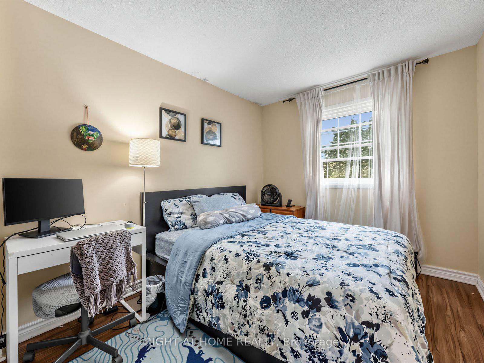 Photo 24 of 1663 Tawnberry Street, Pickering, Brock Ridge — HOMEH