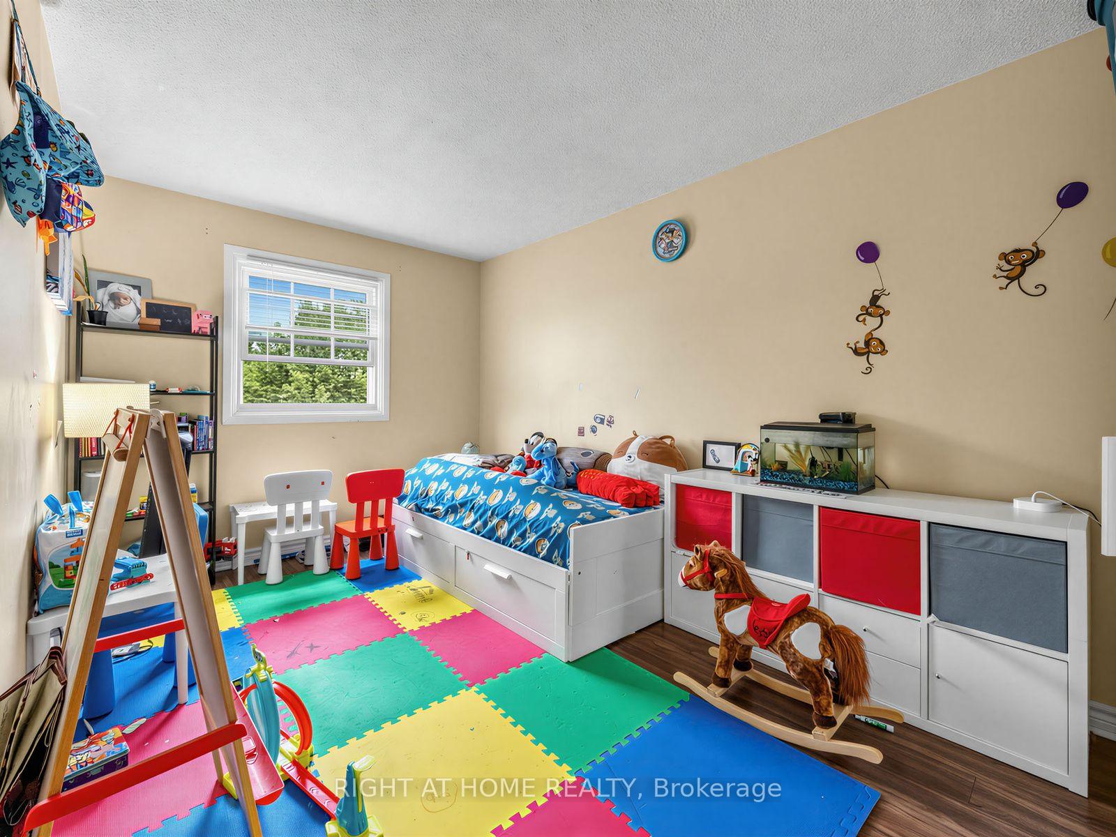Photo 25 of 1663 Tawnberry Street, Pickering, Brock Ridge — HOMEH