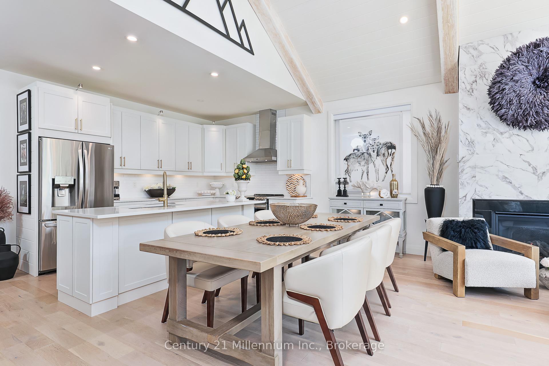Photo 8 of 103 White Oak Crescent, Blue Mountains — HOMEH