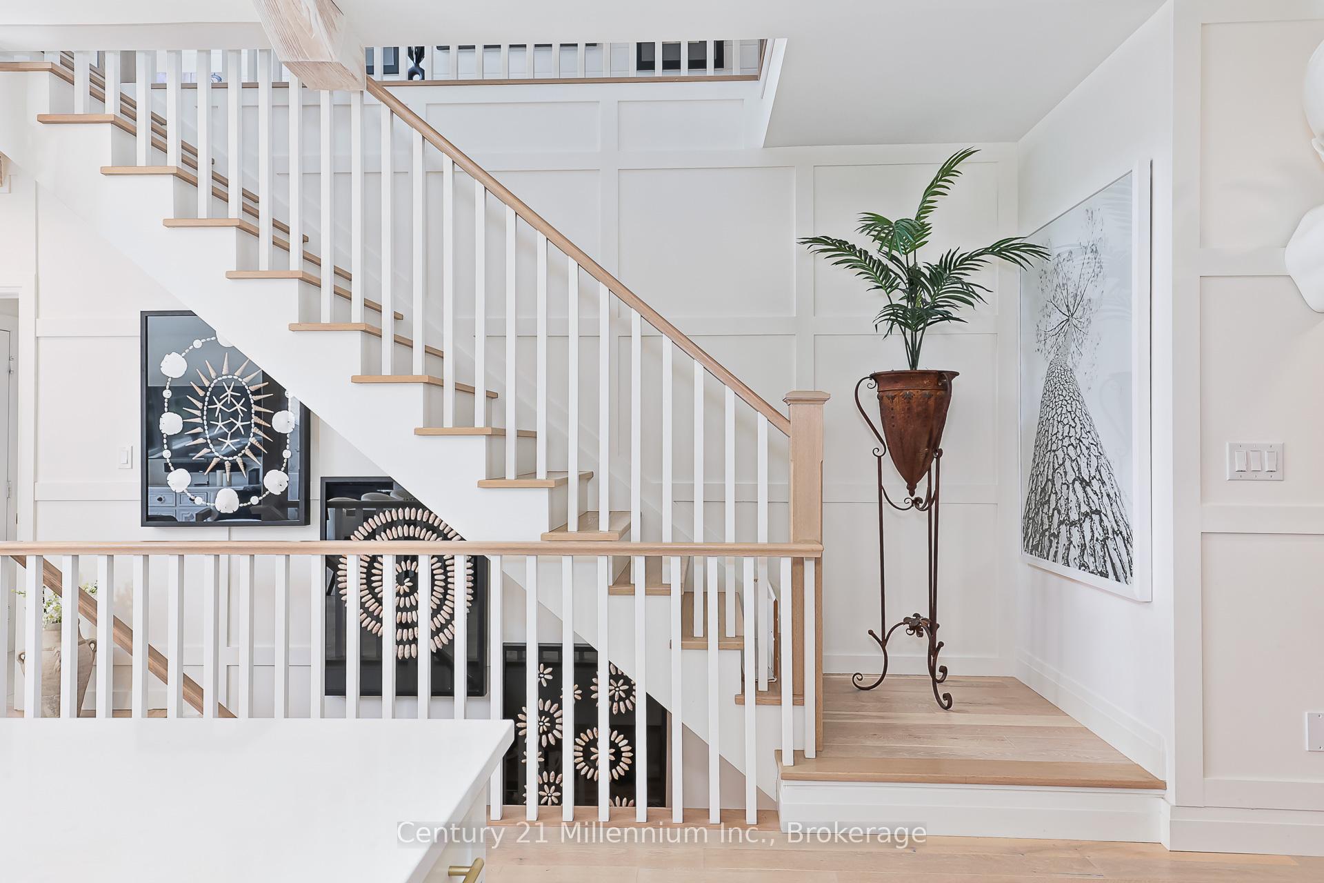 Photo 11 of 103 White Oak Crescent, Blue Mountains — HOMEH