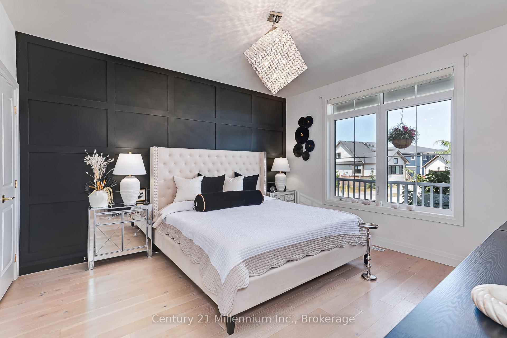 Photo 18 of 103 White Oak Crescent, Blue Mountains — HOMEH