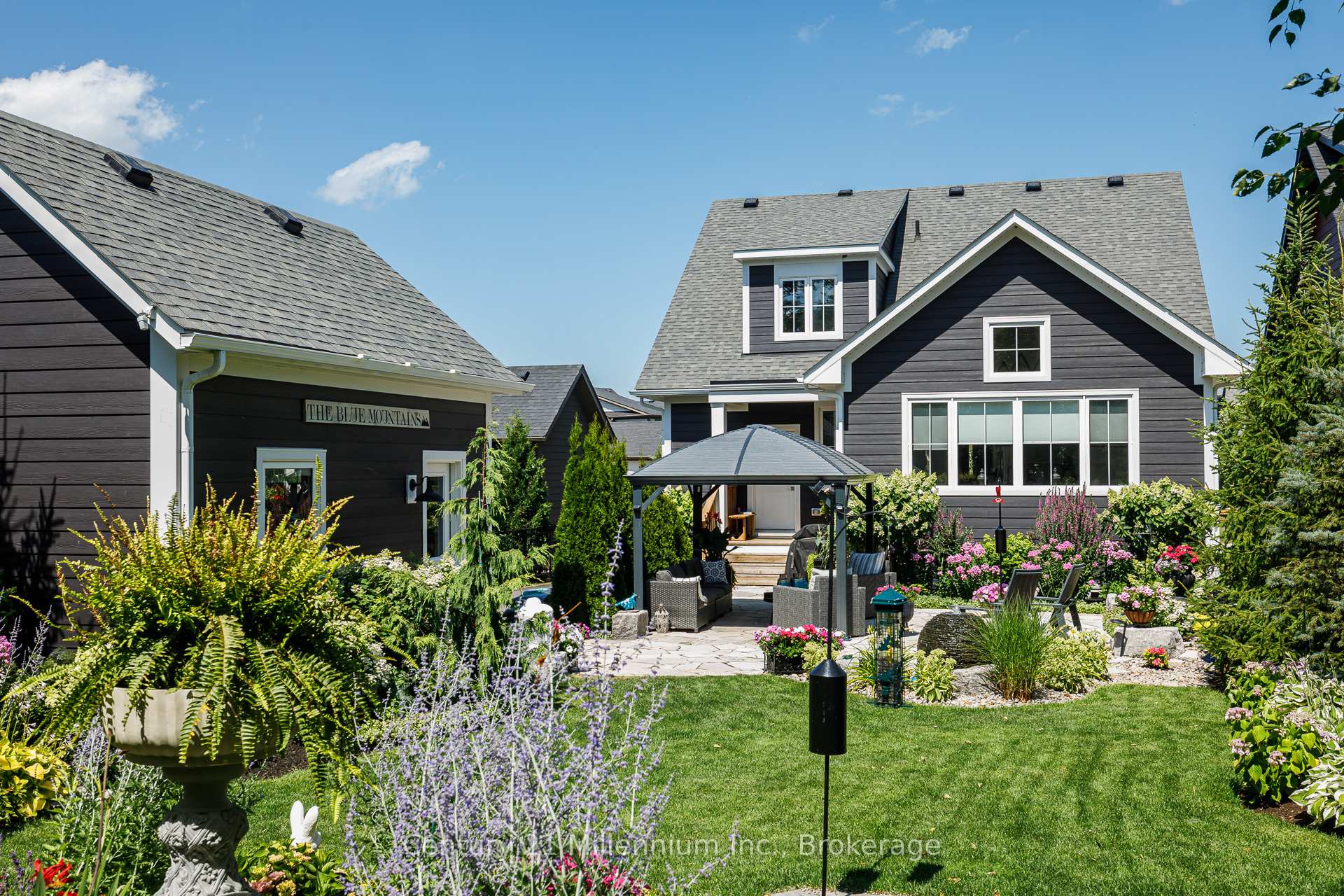 Photo 44 of 103 White Oak Crescent, Blue Mountains — HOMEH