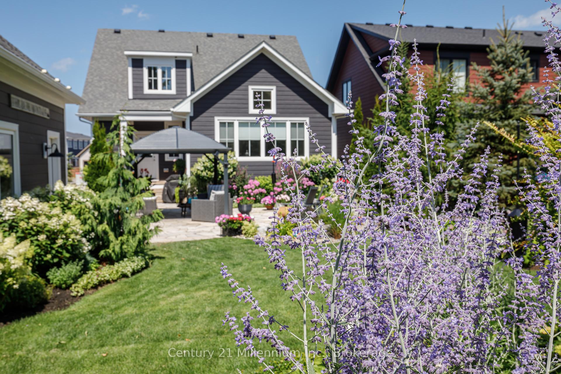 Photo 45 of 103 White Oak Crescent, Blue Mountains — HOMEH