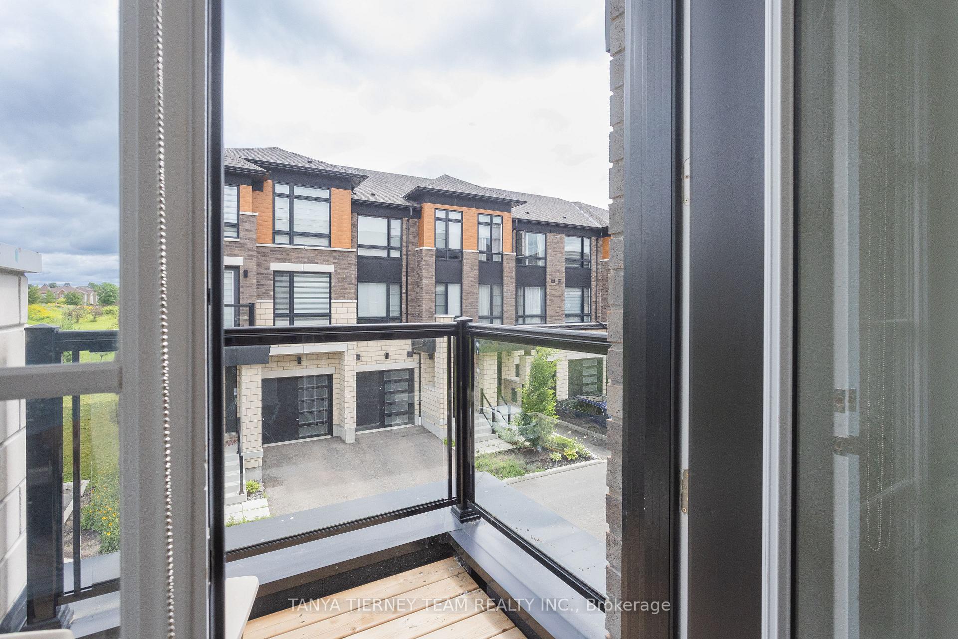 Photo 24 of 24 Lake Trail Way, Whitby, Brooklin — HOMEH