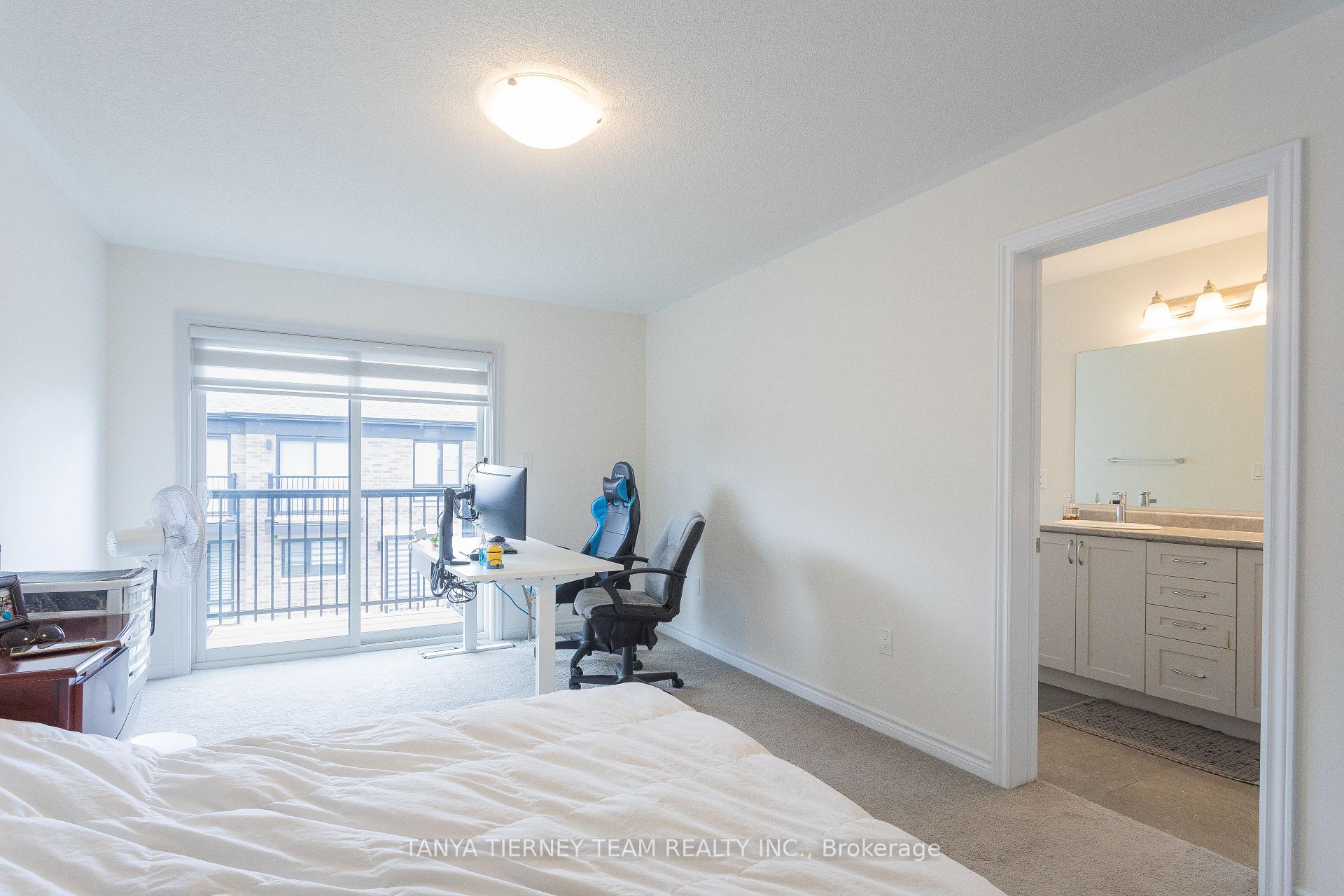 Photo 28 of 24 Lake Trail Way, Whitby, Brooklin — HOMEH