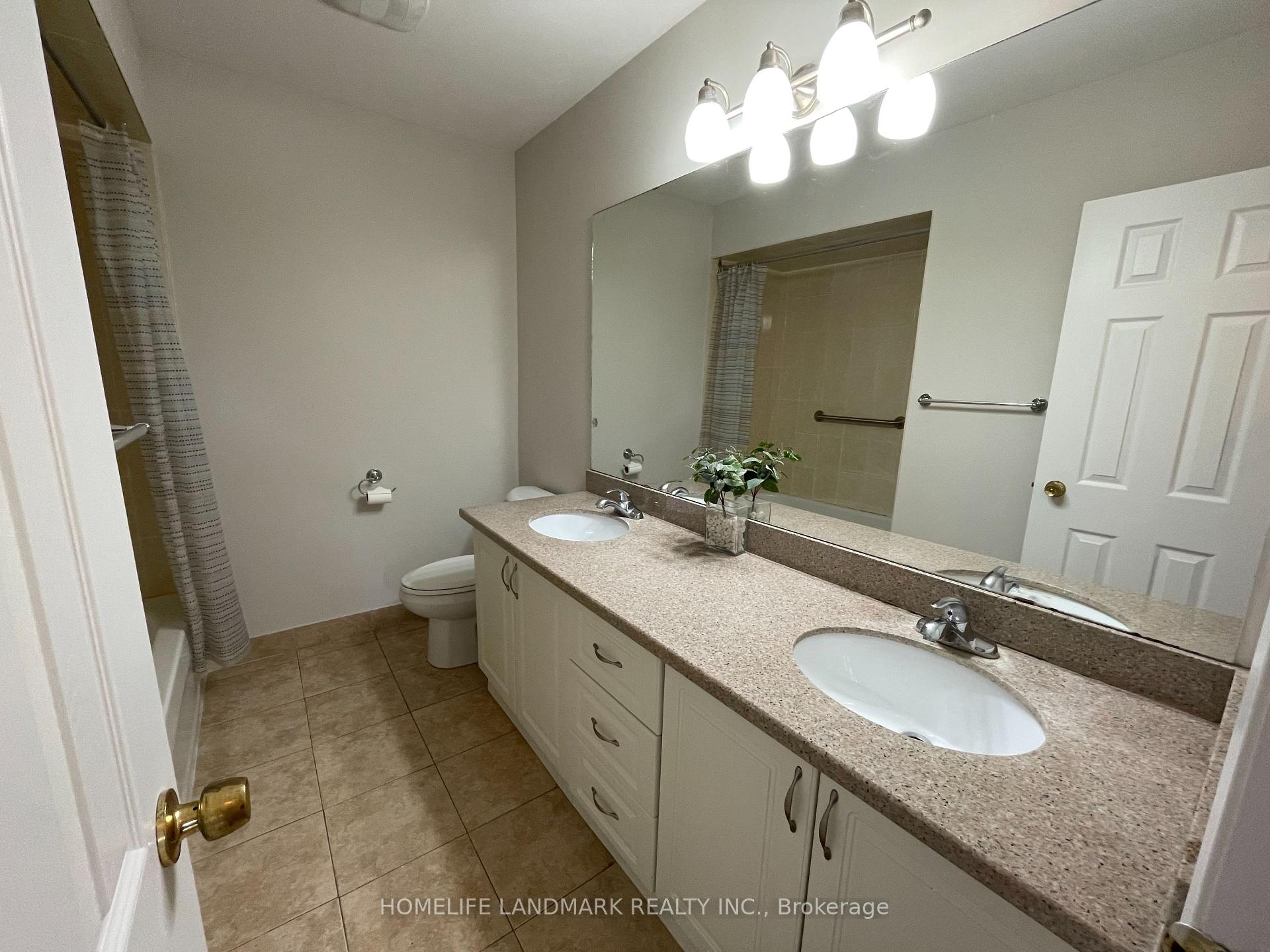 Photo 10 of 1245 Shamir Crescent, Mississauga, Erindale — HOMEH