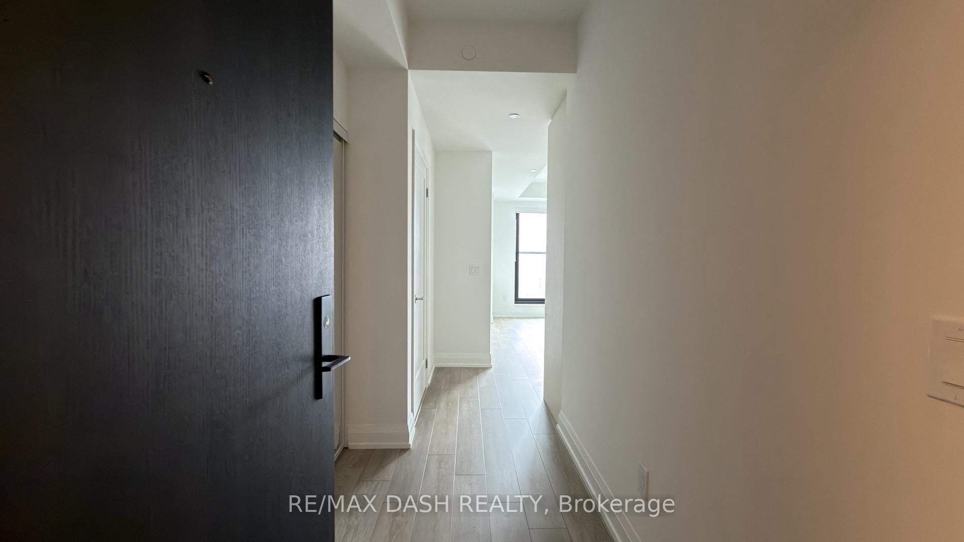 Photo 7 of Unit 3611, 20 Soudan Avenue, Toronto, Mount Pleasant West — HOMEH