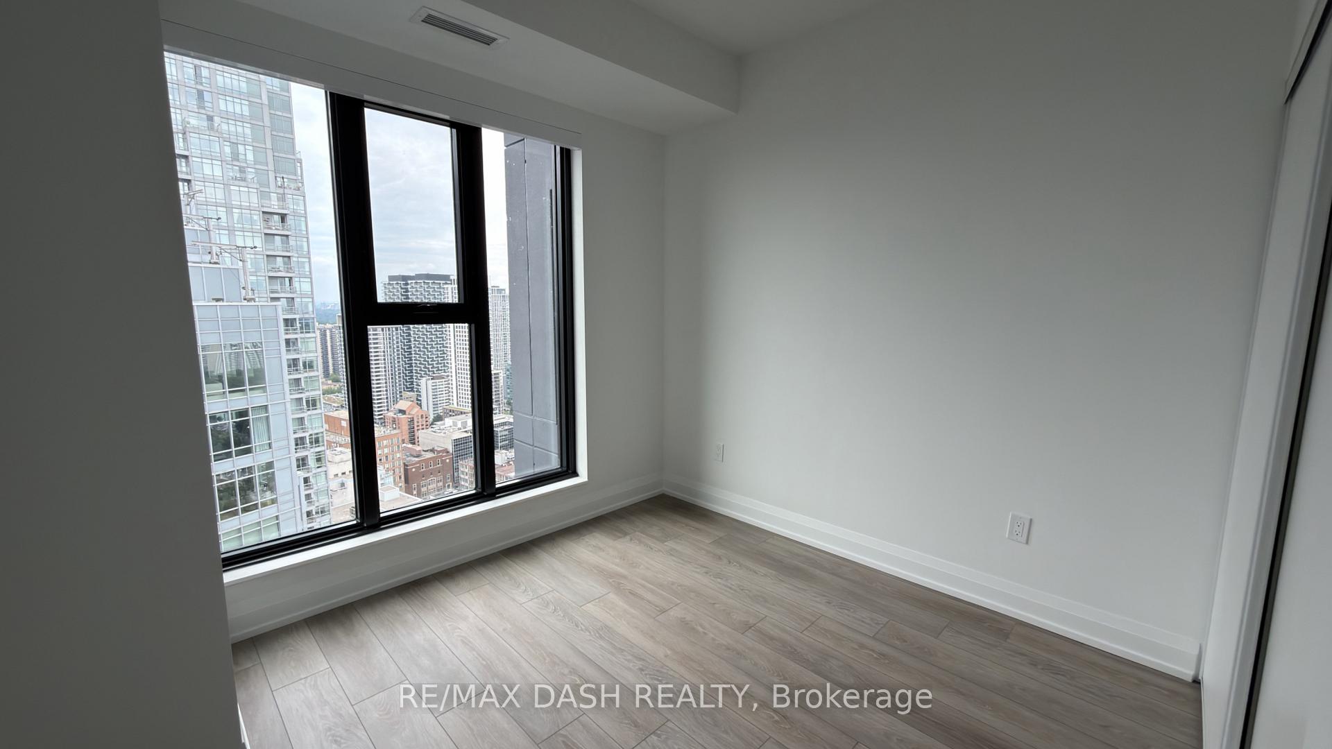 Photo 15 of Unit 3611, 20 Soudan Avenue, Toronto, Mount Pleasant West — HOMEH