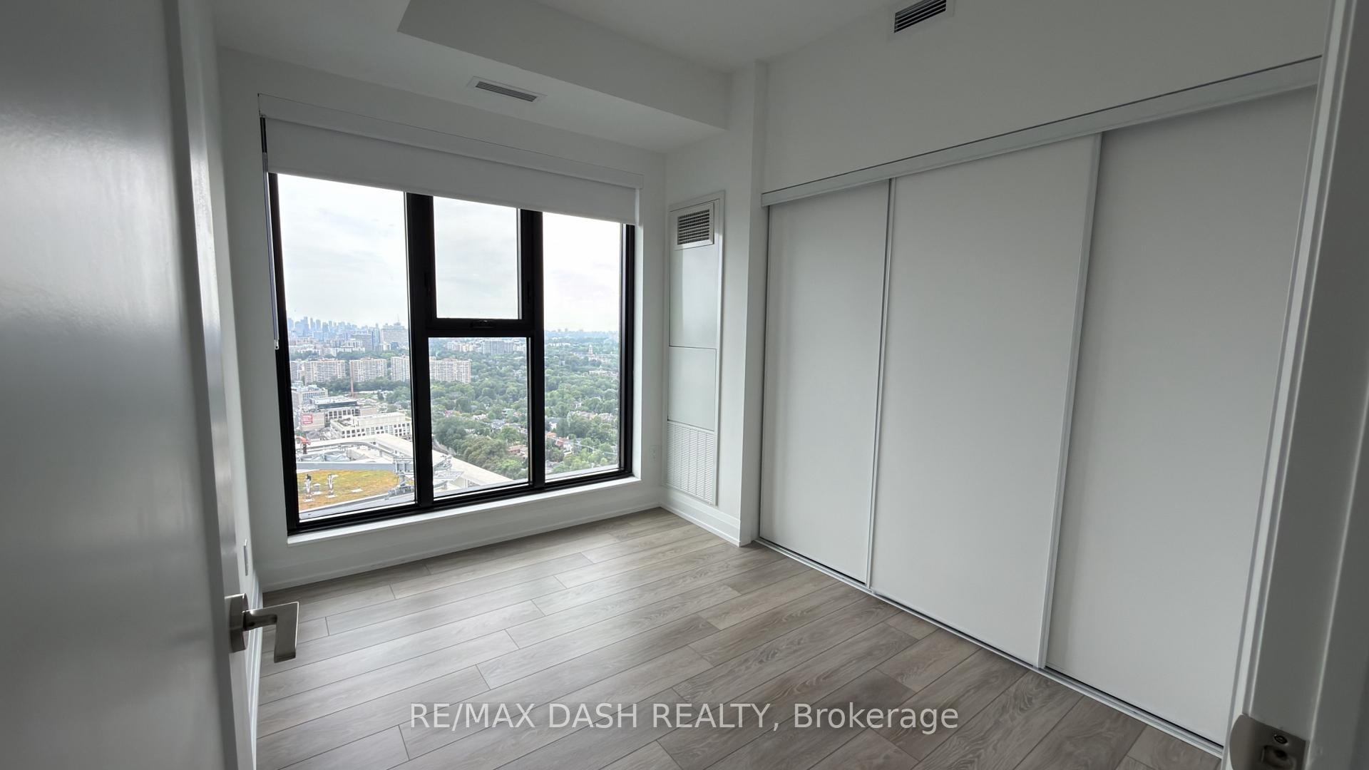 Photo 7 of Unit 3603, 20 Soudan Avenue, Toronto, Mount Pleasant West — HOMEH