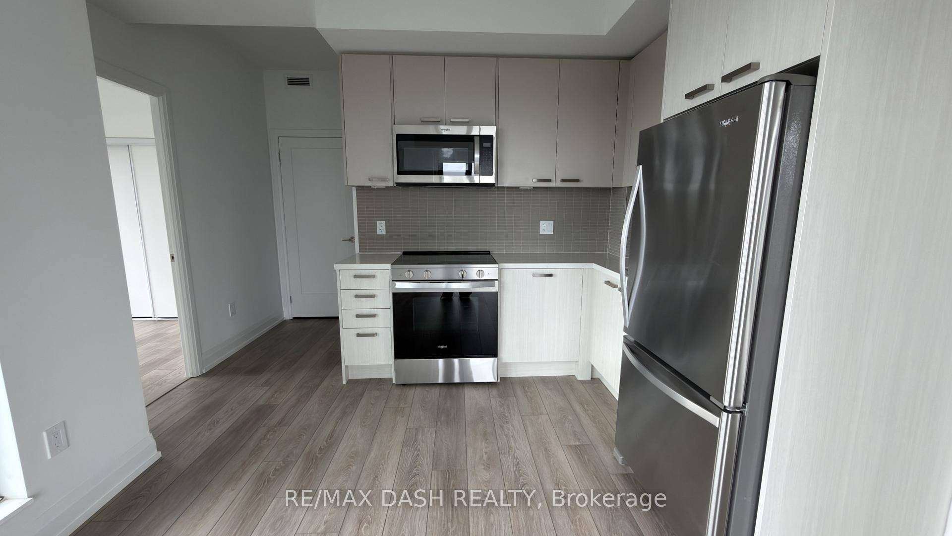 Photo 10 of Unit 3603, 20 Soudan Avenue, Toronto, Mount Pleasant West — HOMEH