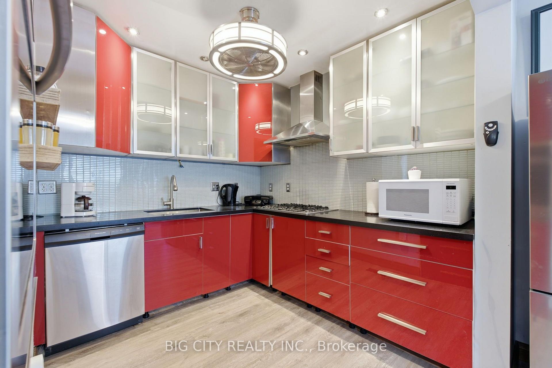 Photo 15 of 261 Clarke Street, Oshawa, Central — HOMEH