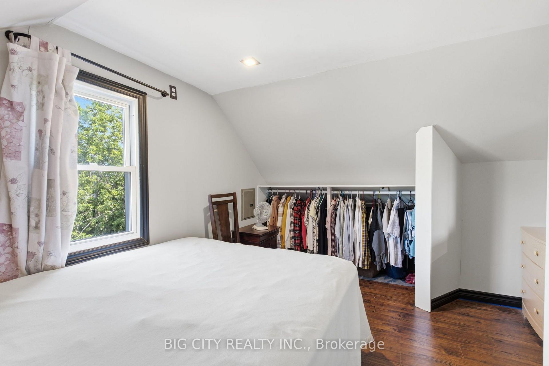 Photo 21 of 261 Clarke Street, Oshawa, Central — HOMEH