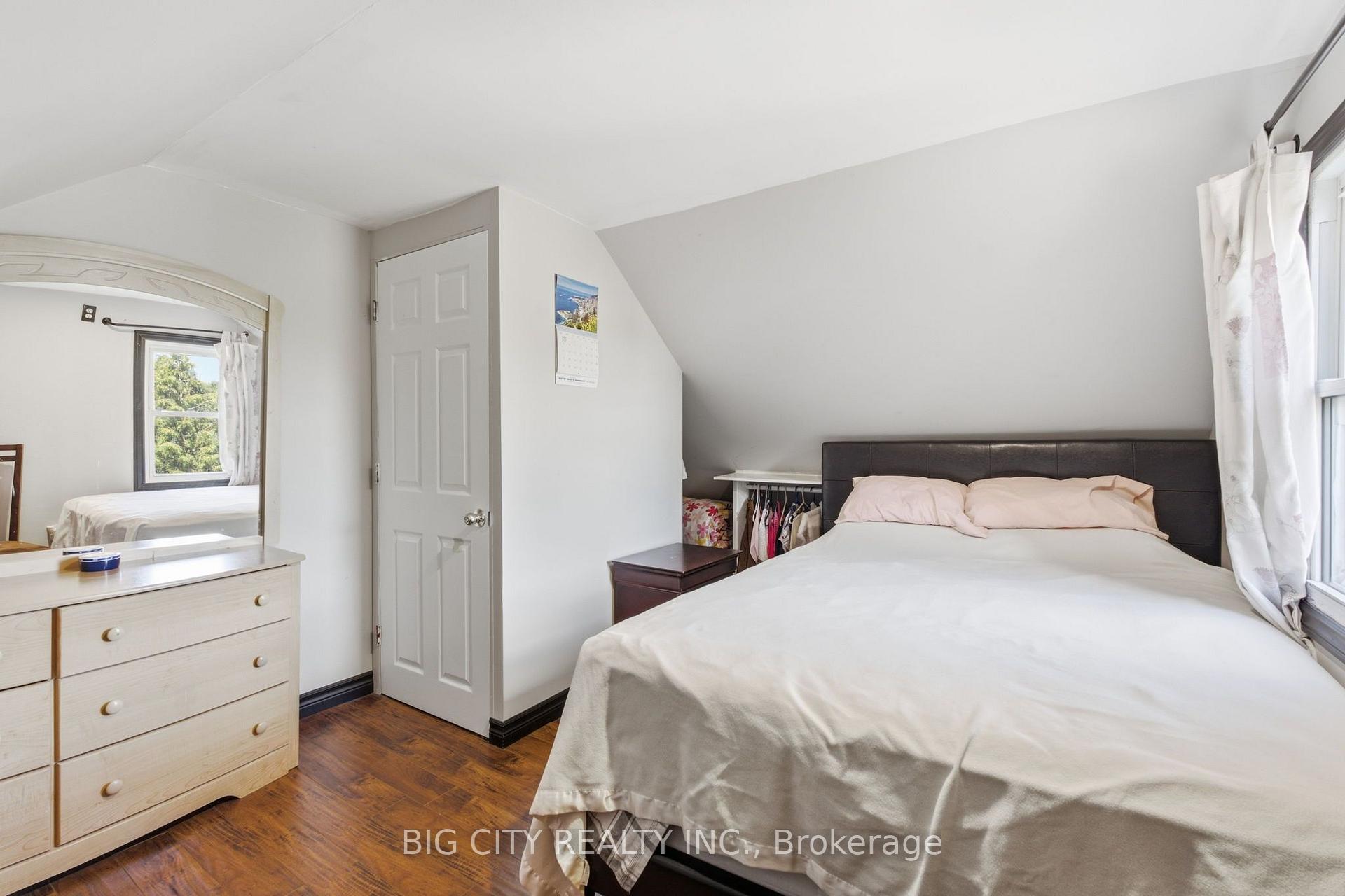 Photo 22 of 261 Clarke Street, Oshawa, Central — HOMEH