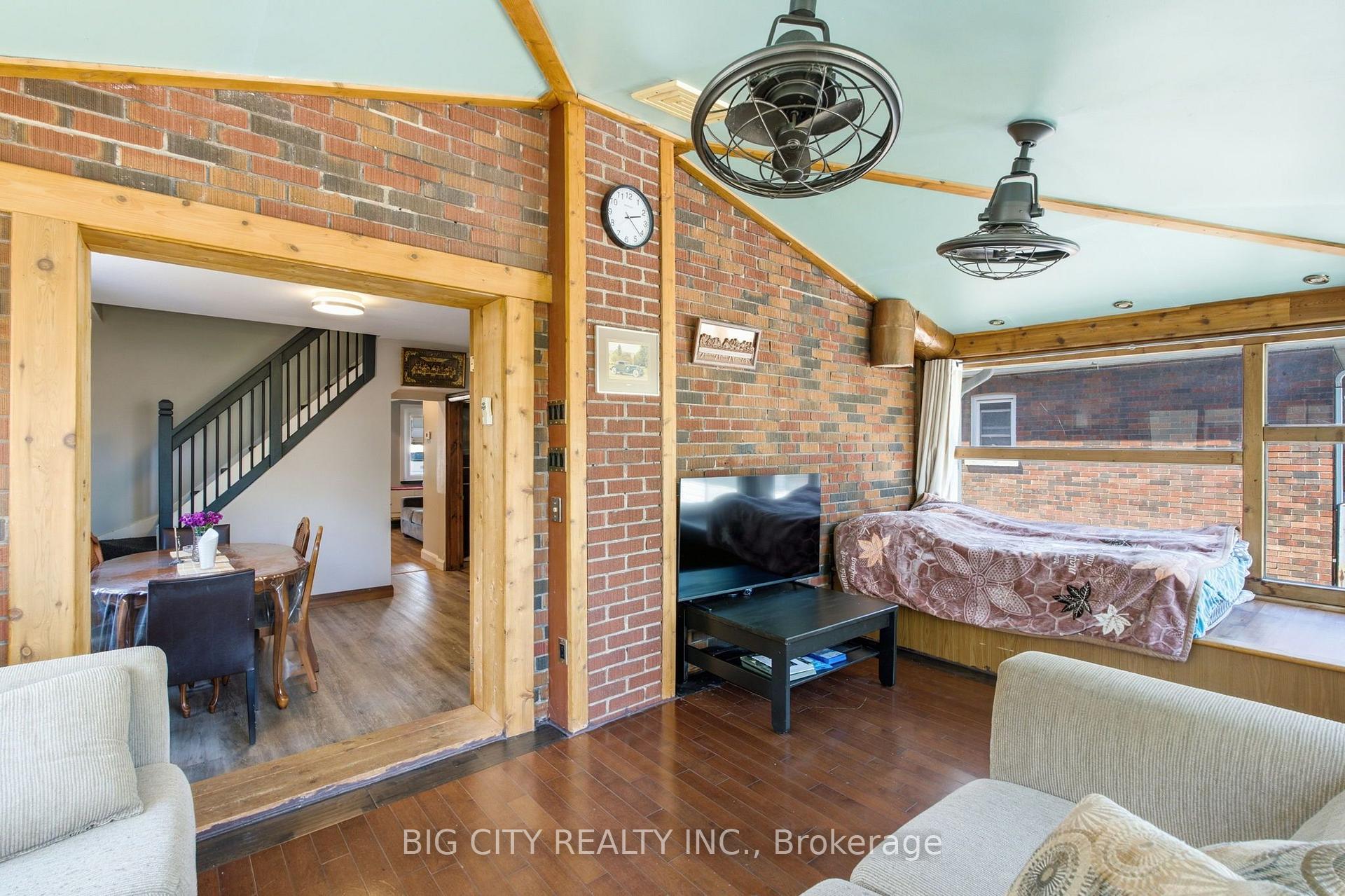 Photo 34 of 261 Clarke Street, Oshawa, Central — HOMEH