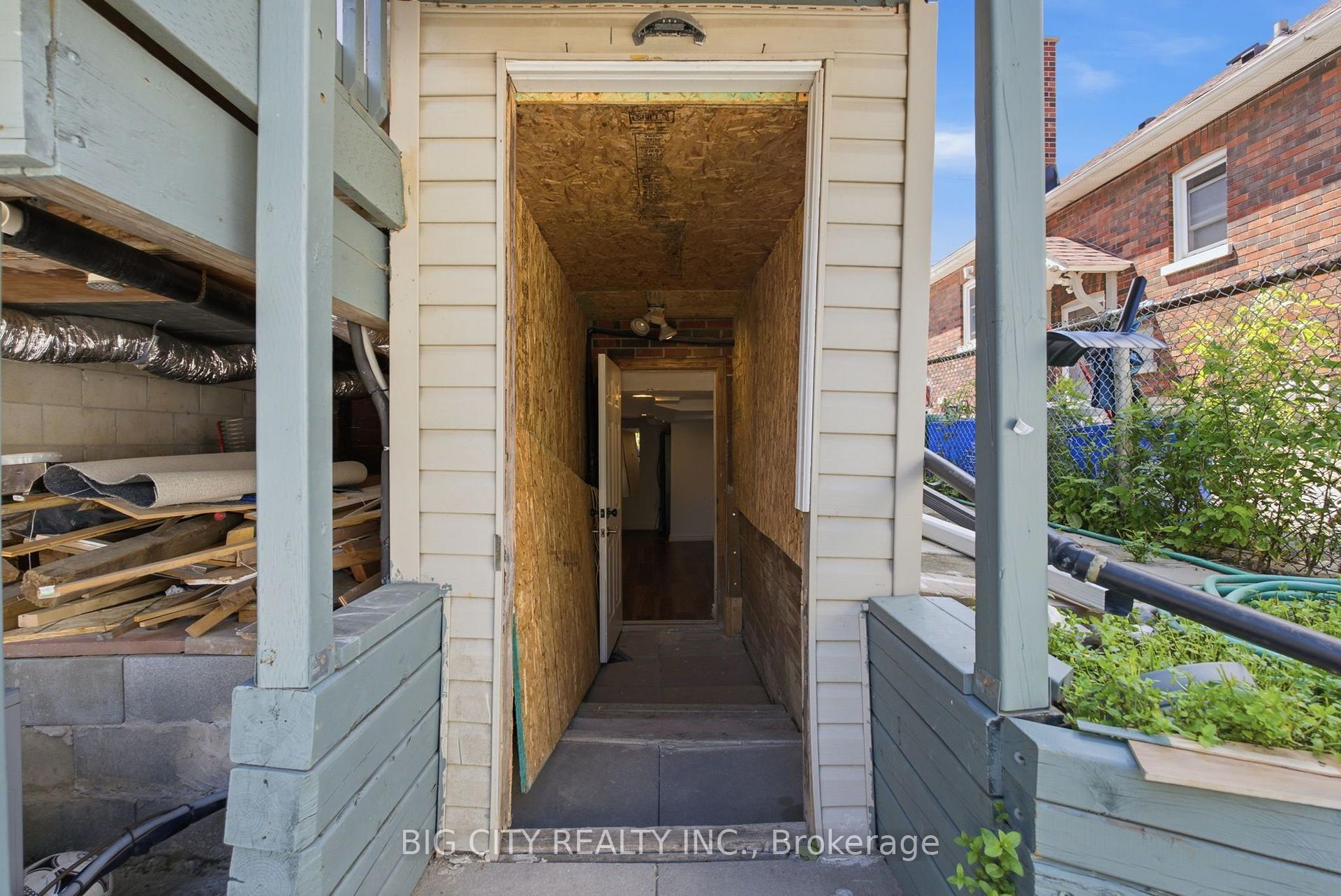 Photo 44 of 261 Clarke Street, Oshawa, Central — HOMEH