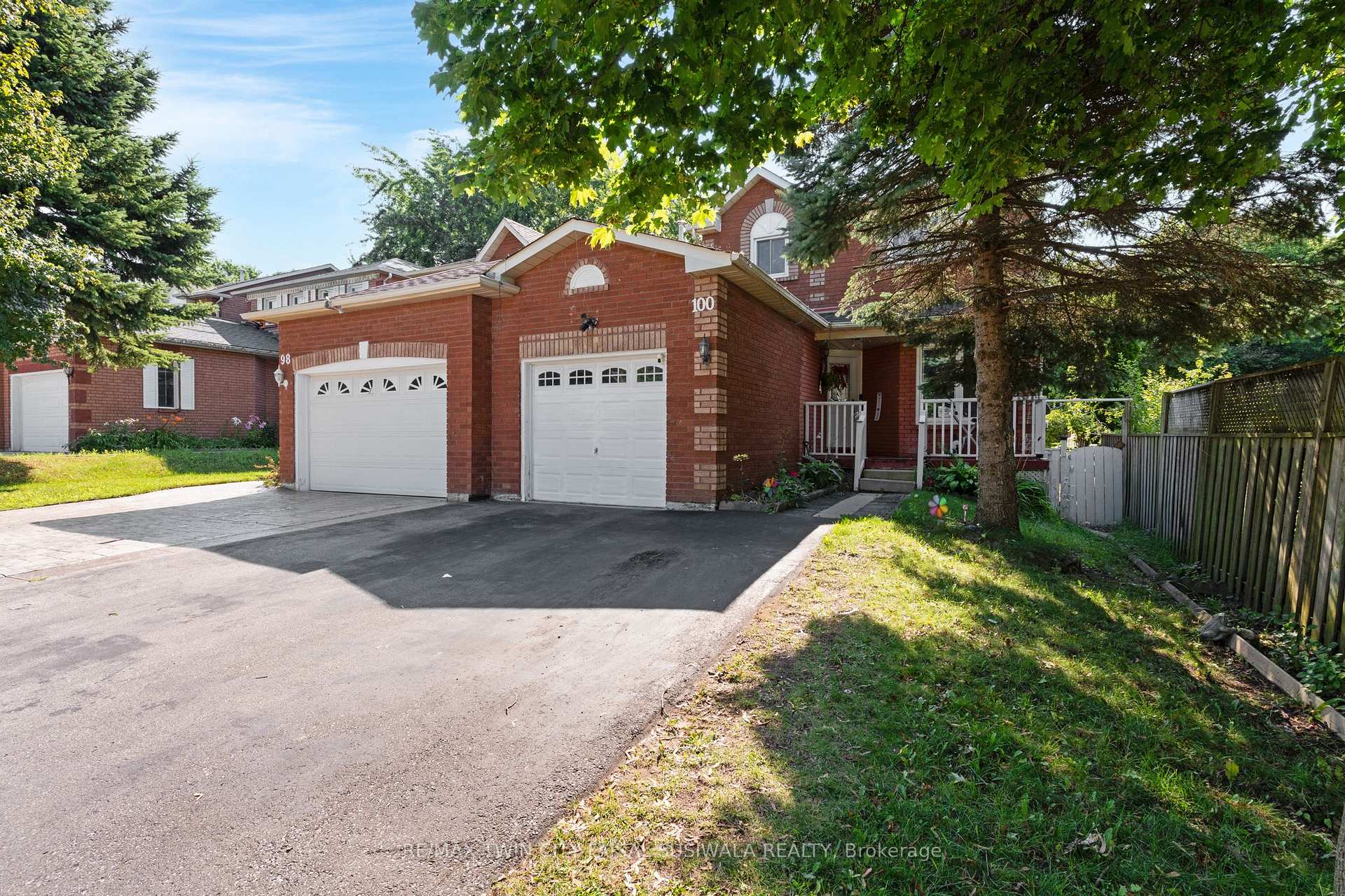 Photo of 100 Anglerock Drive