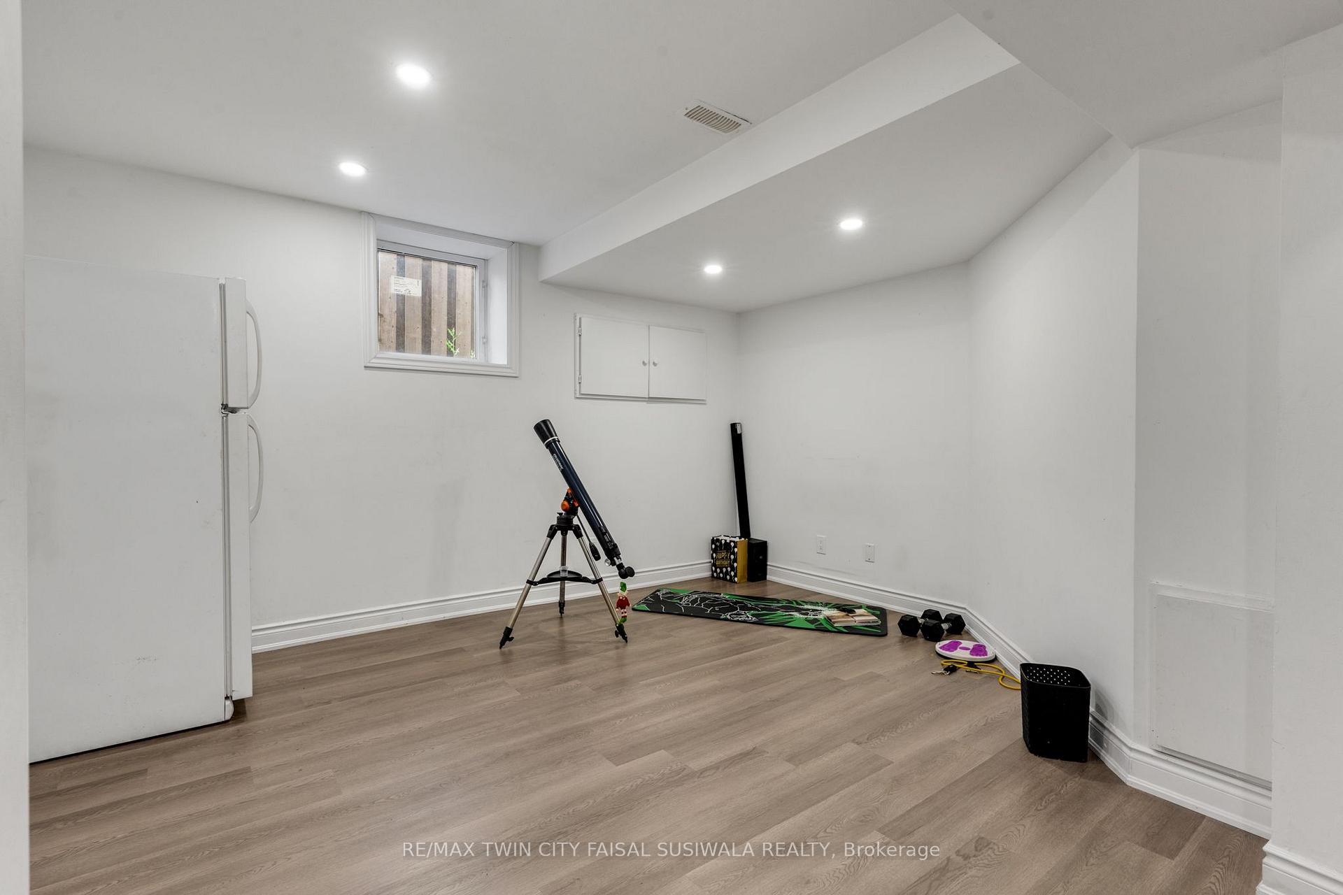 Photo 22 of 100 Anglerock Drive, Cambridge, Fiddlesticks — HOMEH