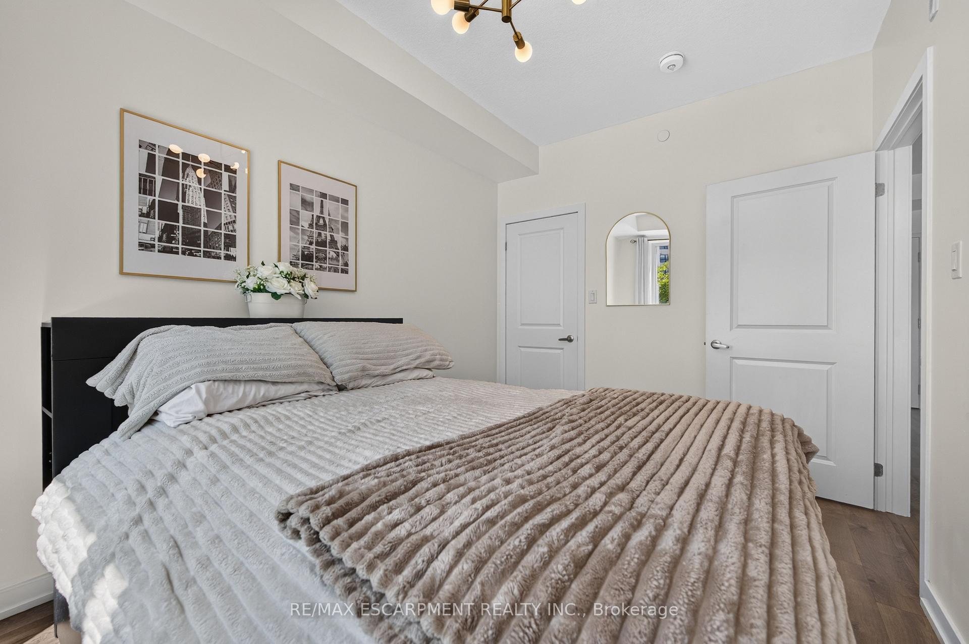 Photo 24 of Unit 123, 101 Shoreview Place, Hamilton, Lakeshore — HOMEH